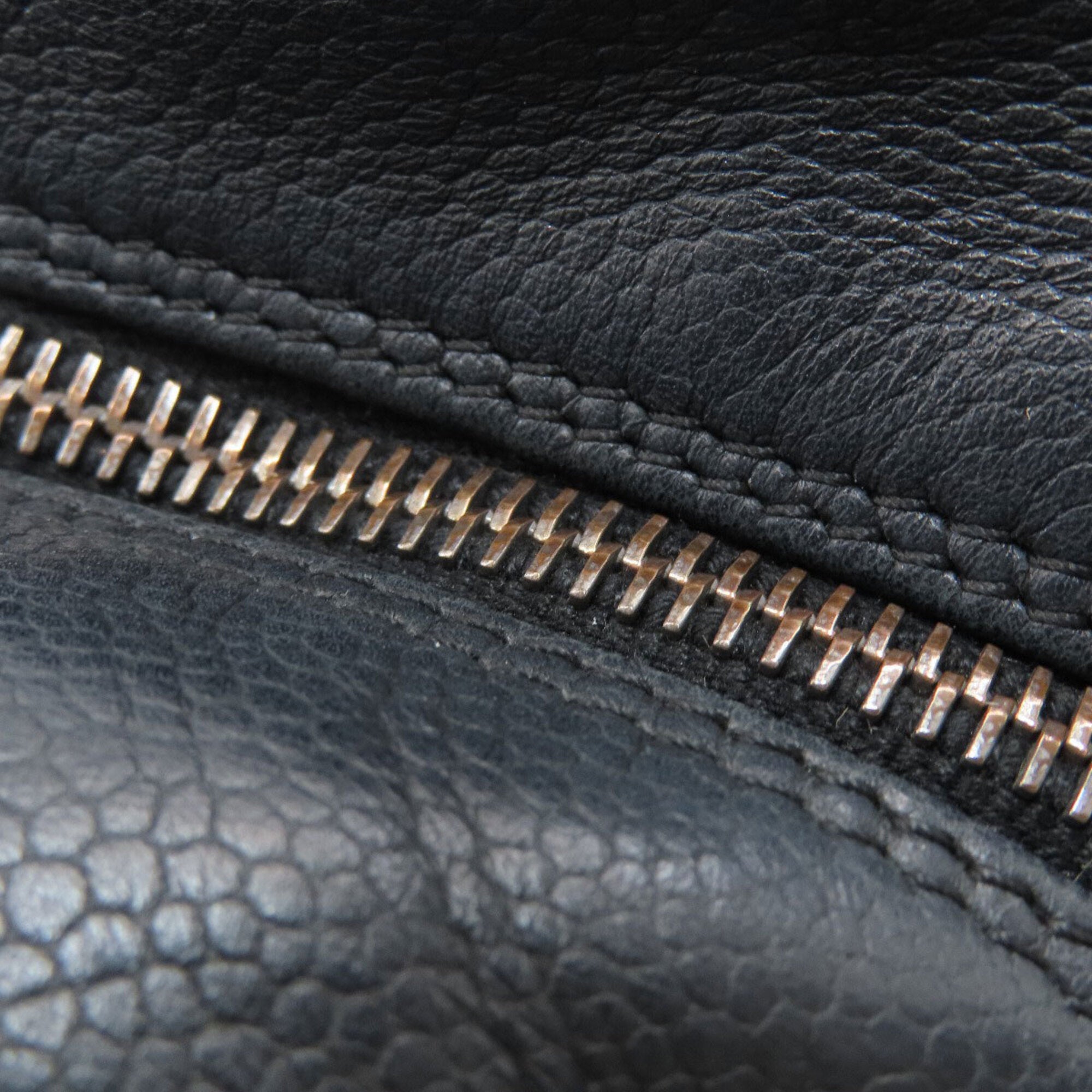 Chanel Black Leather Tote Bag (Pre-Owned)