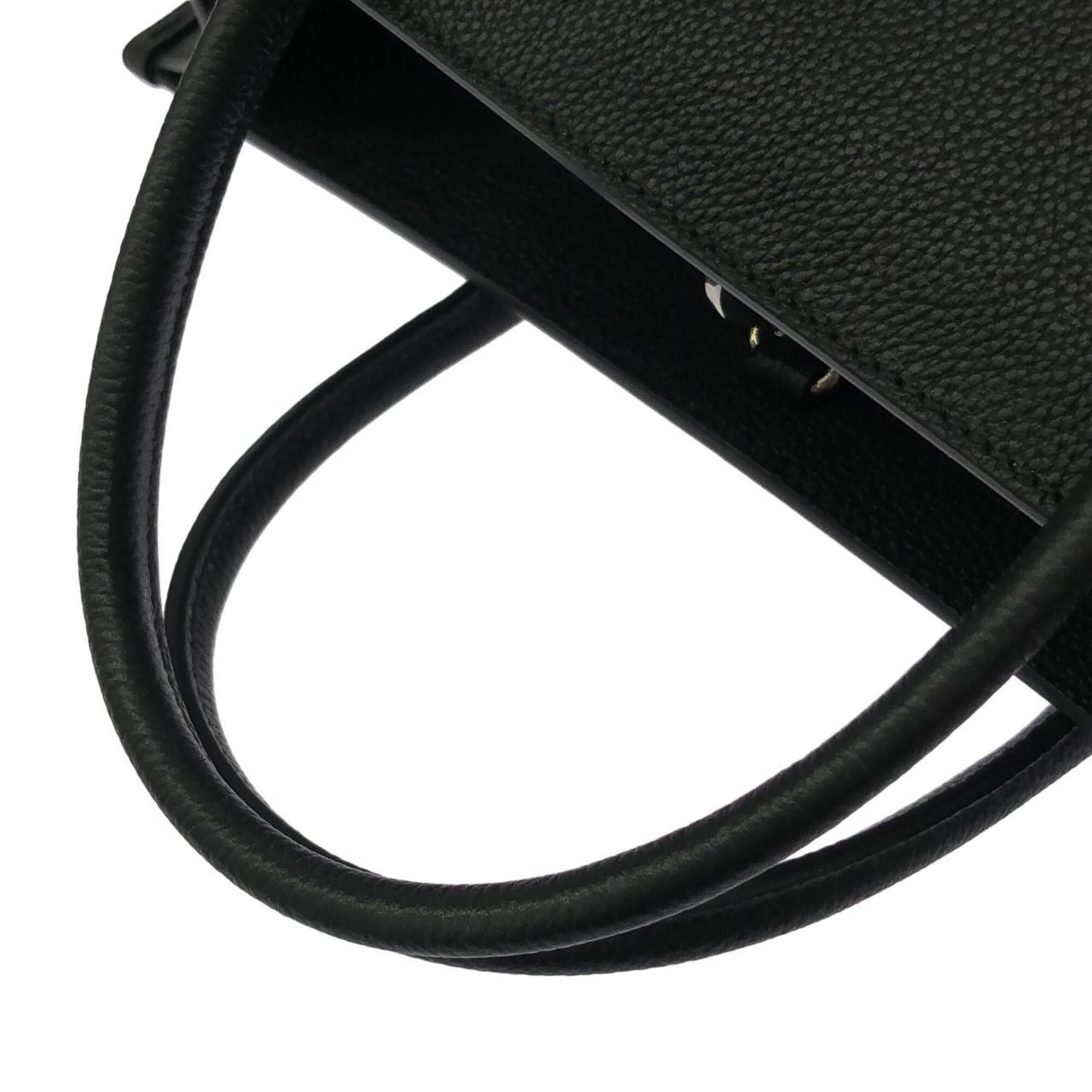 Gucci Black Leather Gg Supreme Handbag (Pre-Owned)