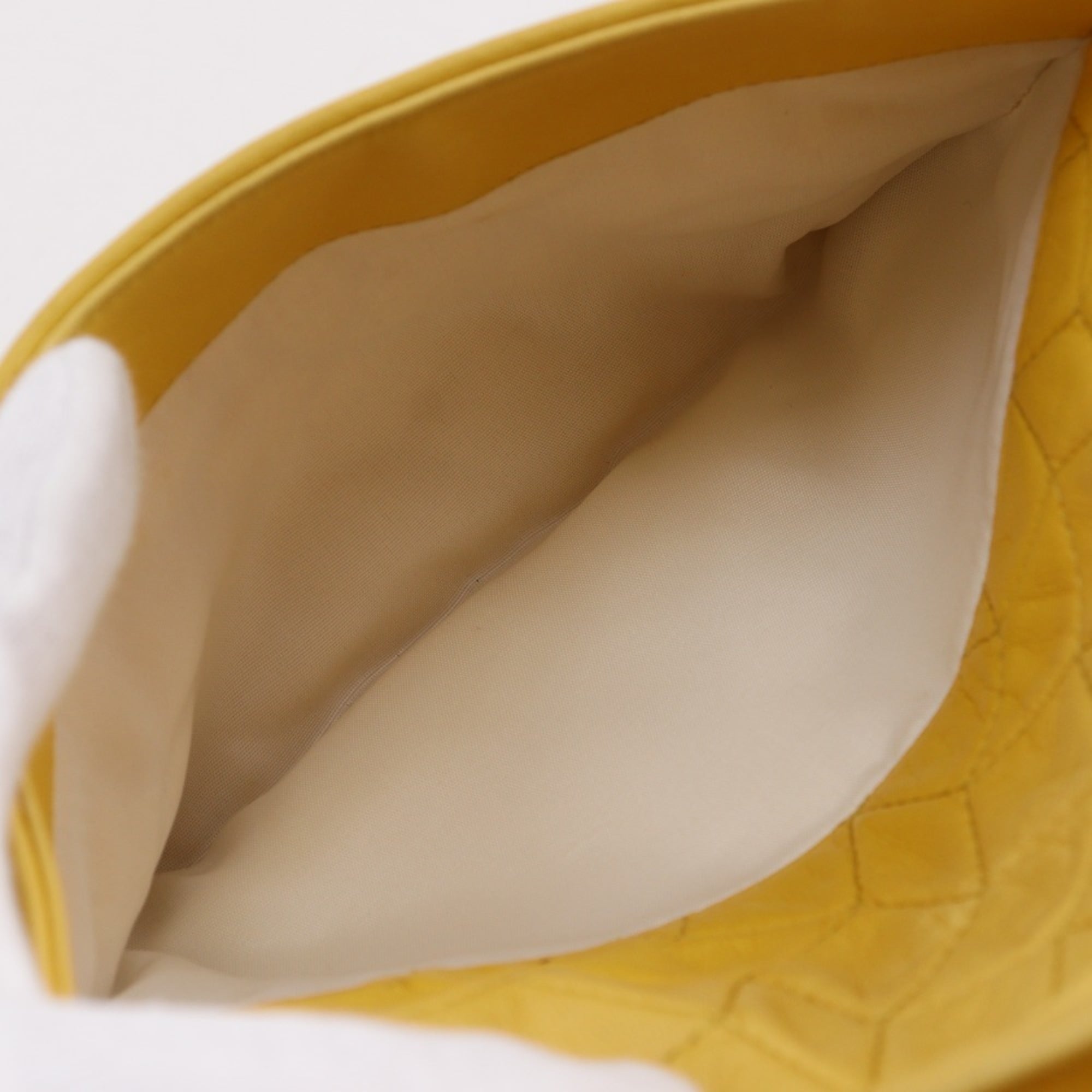Bally Yellow Leather Shoulder Bag (Pre-Owned)
