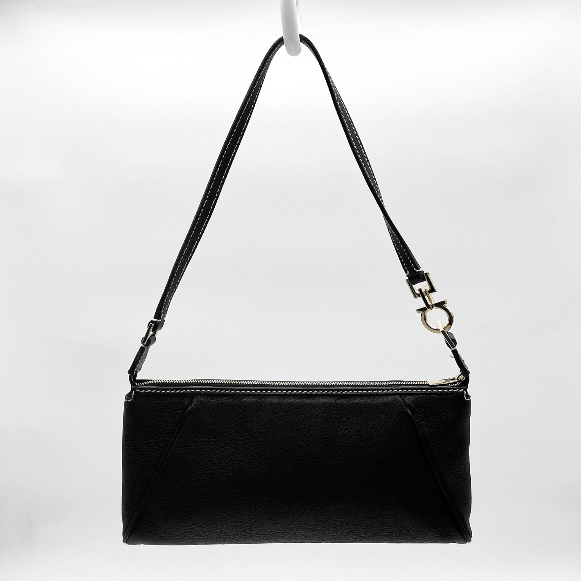 Salvatore Ferragamo Black Leather Metal Handbag Pouch Shoulder Bag (Pre-Owned)