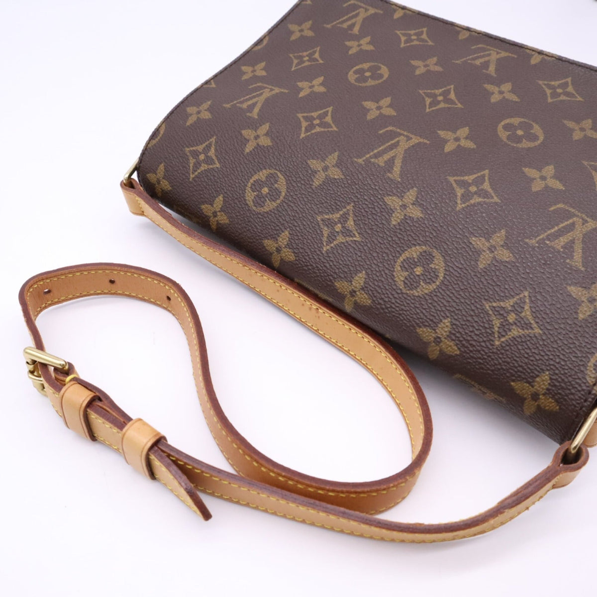 Louis Vuitton Beige Brown Coated Canvas Leather Shoulder Bag (Pre-Owned)