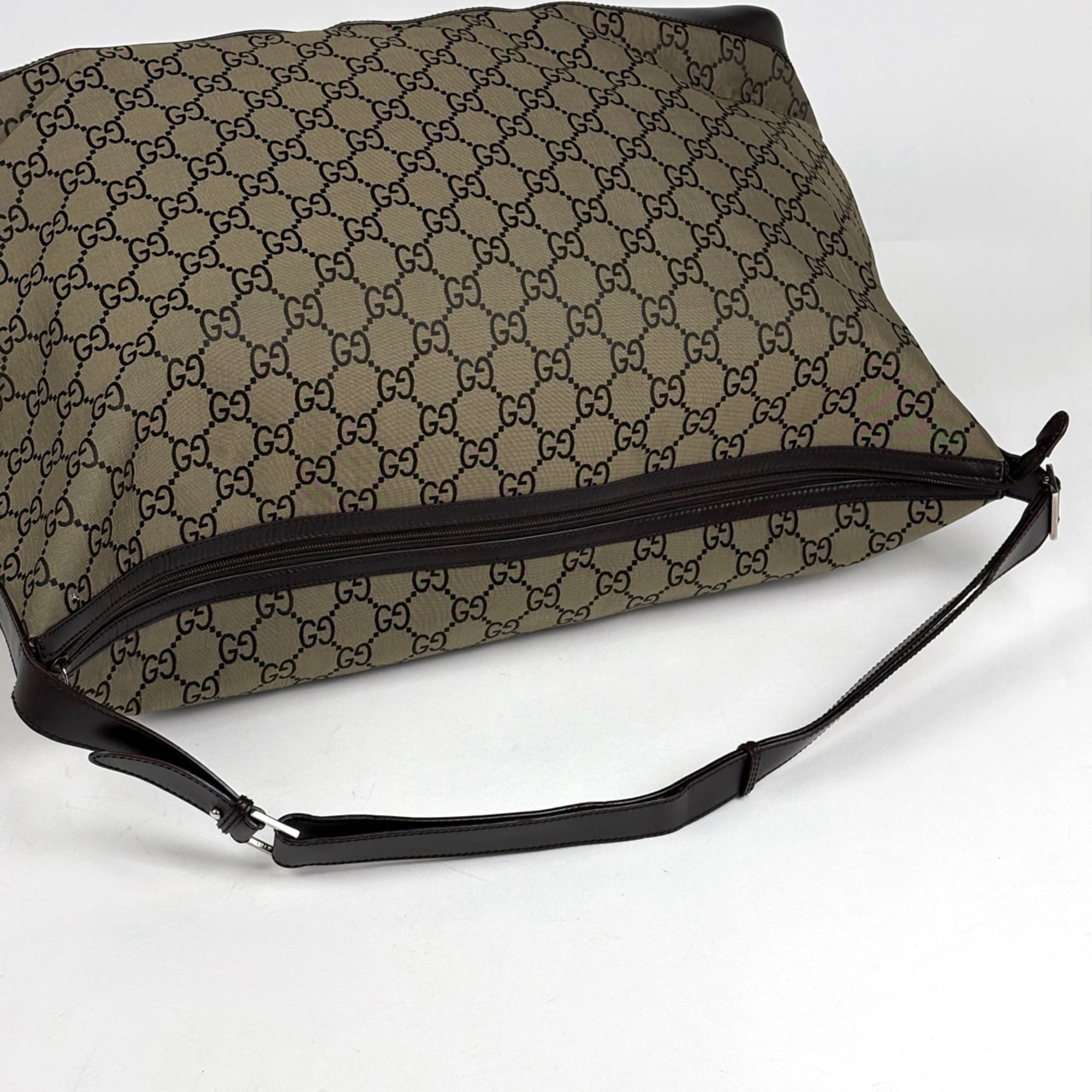 Gucci Brown Gg Canvas Leather Shoulder Bag Sports Bag (Pre-Owned)