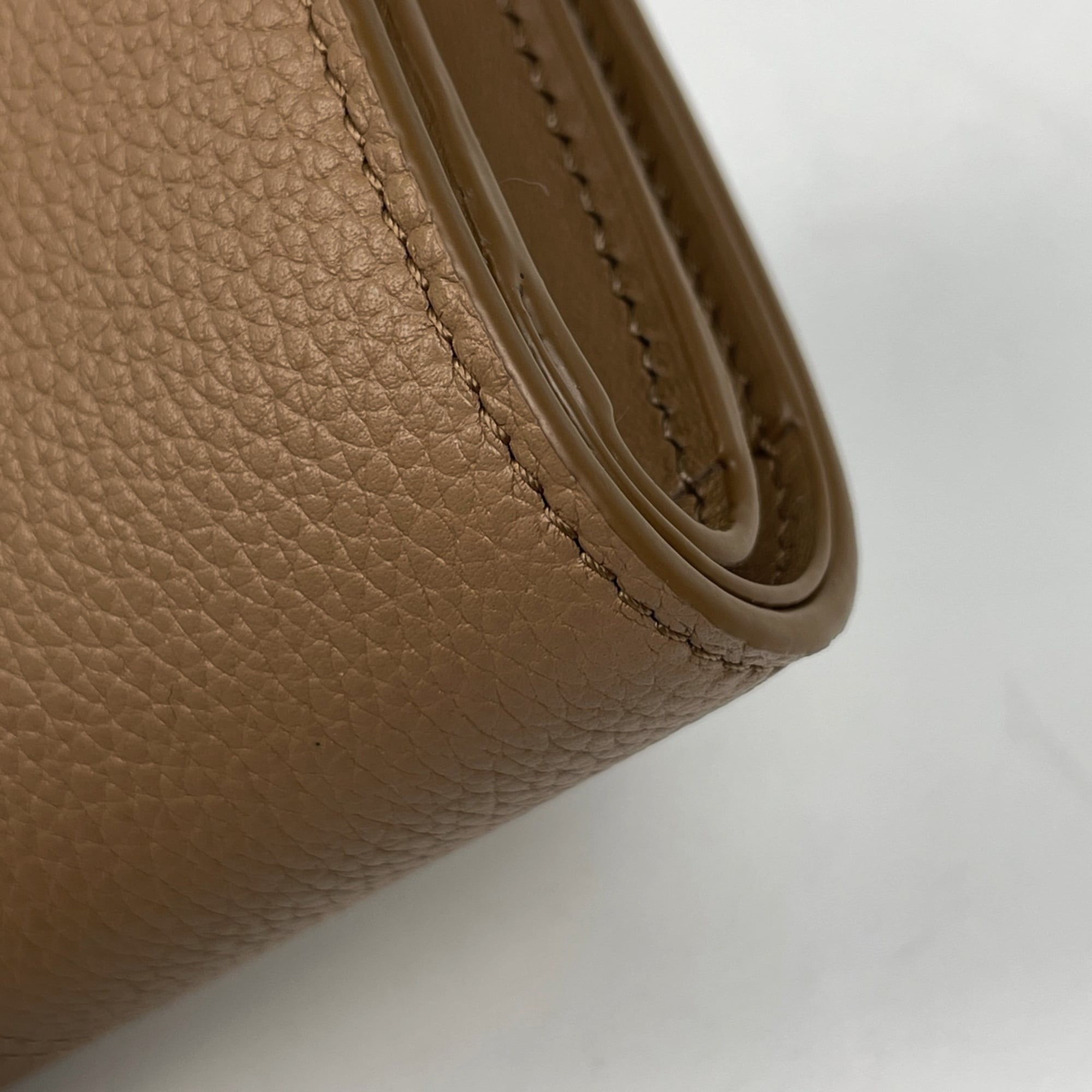 Loewe Leather Wallet (Bi-Fold) (Pre-Owned)
