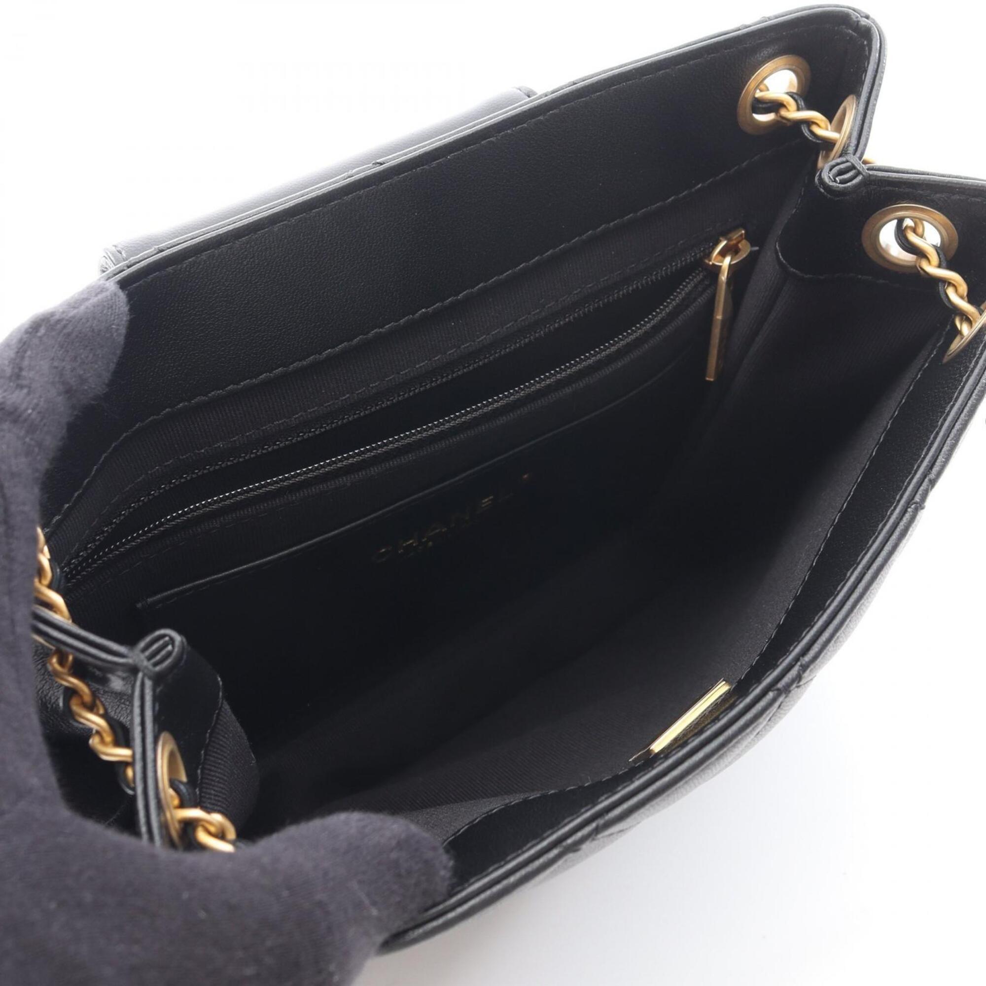 Chanel Black Leather Handbag Shoulder Bag (Pre-Owned)