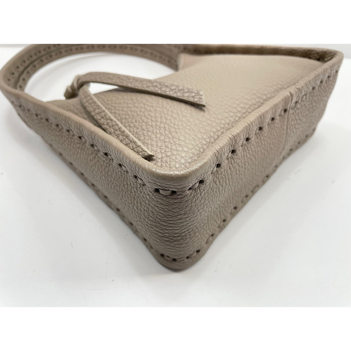Fendi Selleria Gray Handbag (Pre-Owned)
