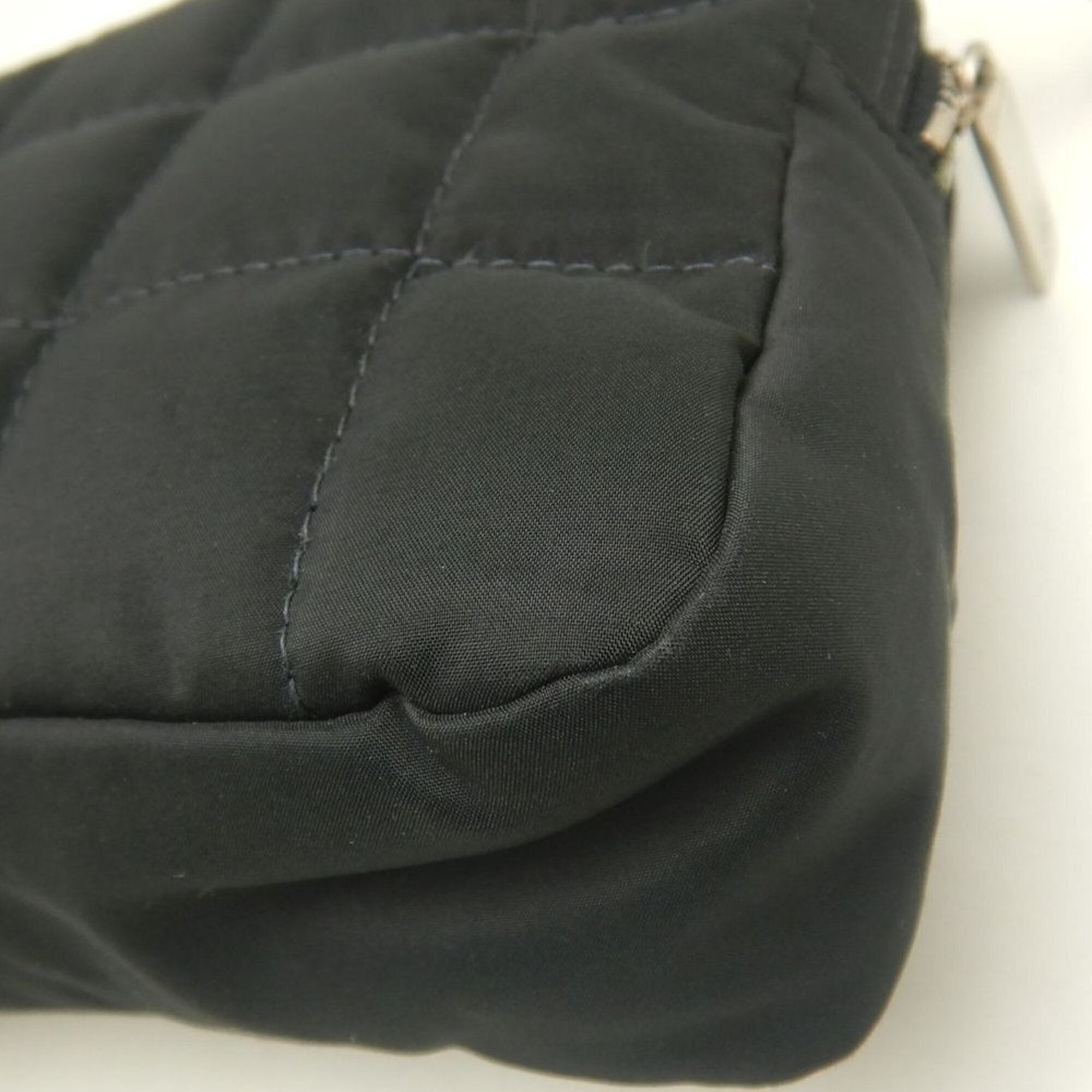 Chanel Chocolate Bar Black Nylon Canvas Shoulder Bag (Pre-Owned)