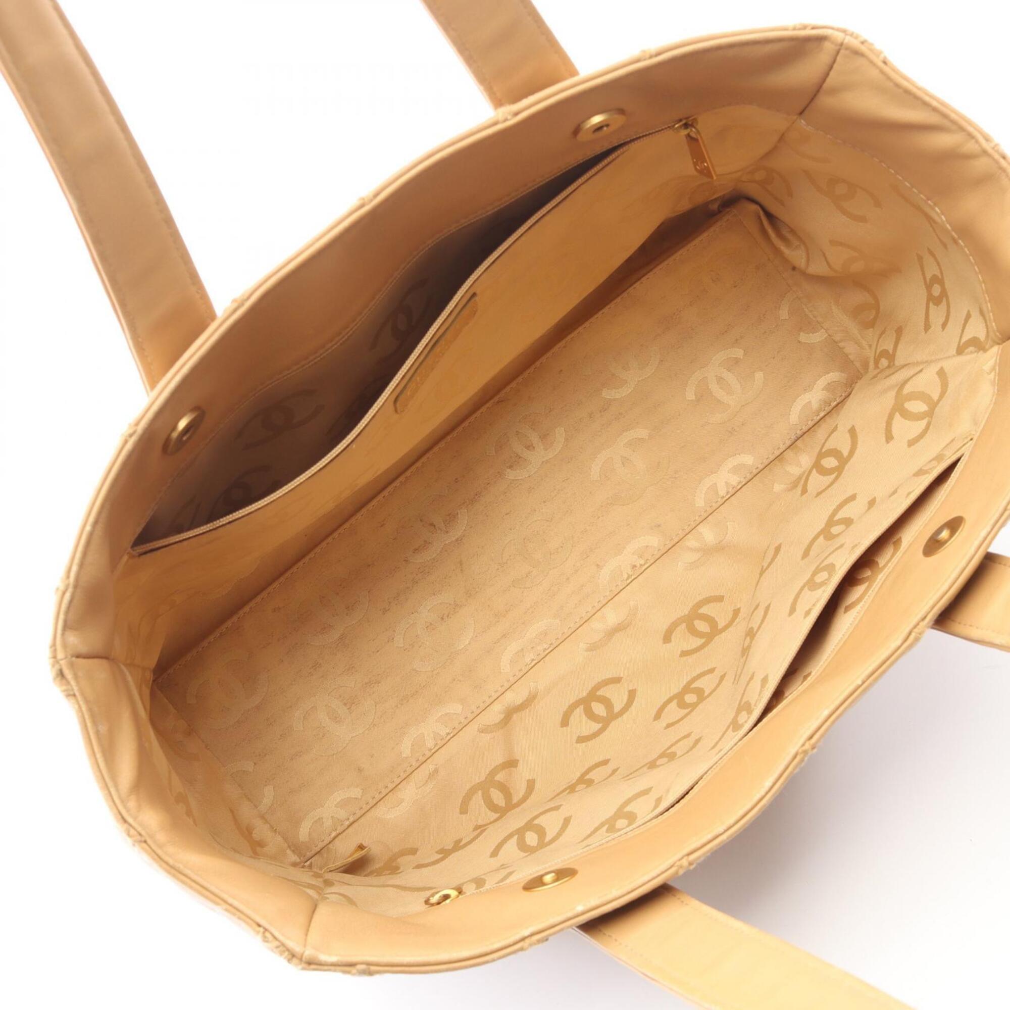 Chanel Beige Leather Handbag Tote Bag (Pre-Owned)
