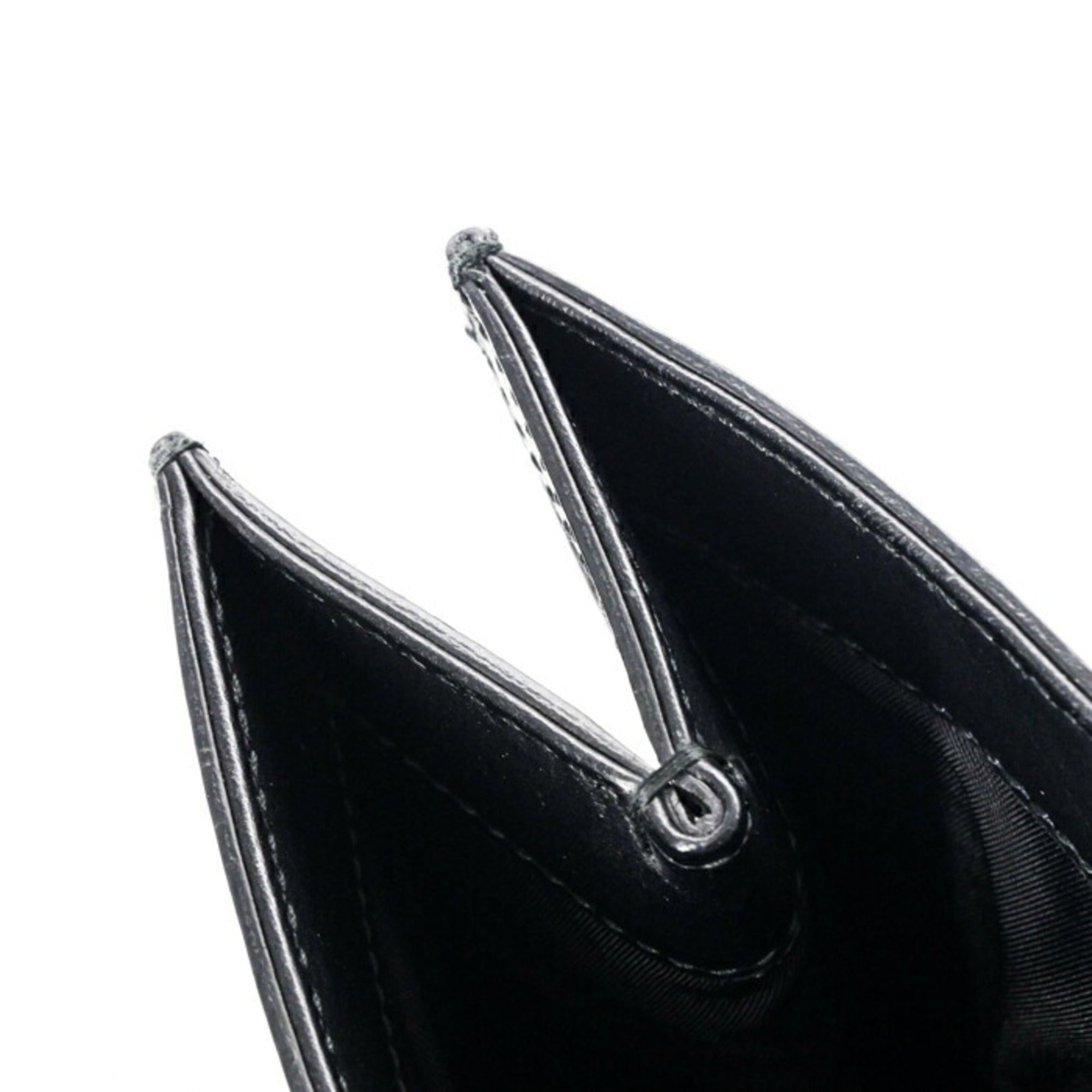 Gucci Gg Plus Black Gg Supreme Leather Tote Bag (Pre-Owned)