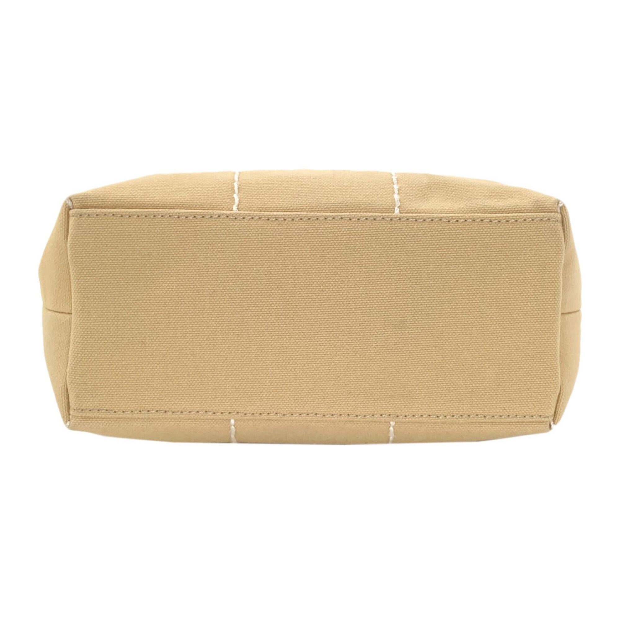 Chanel Beige Canvas Handbag (Pre-Owned)