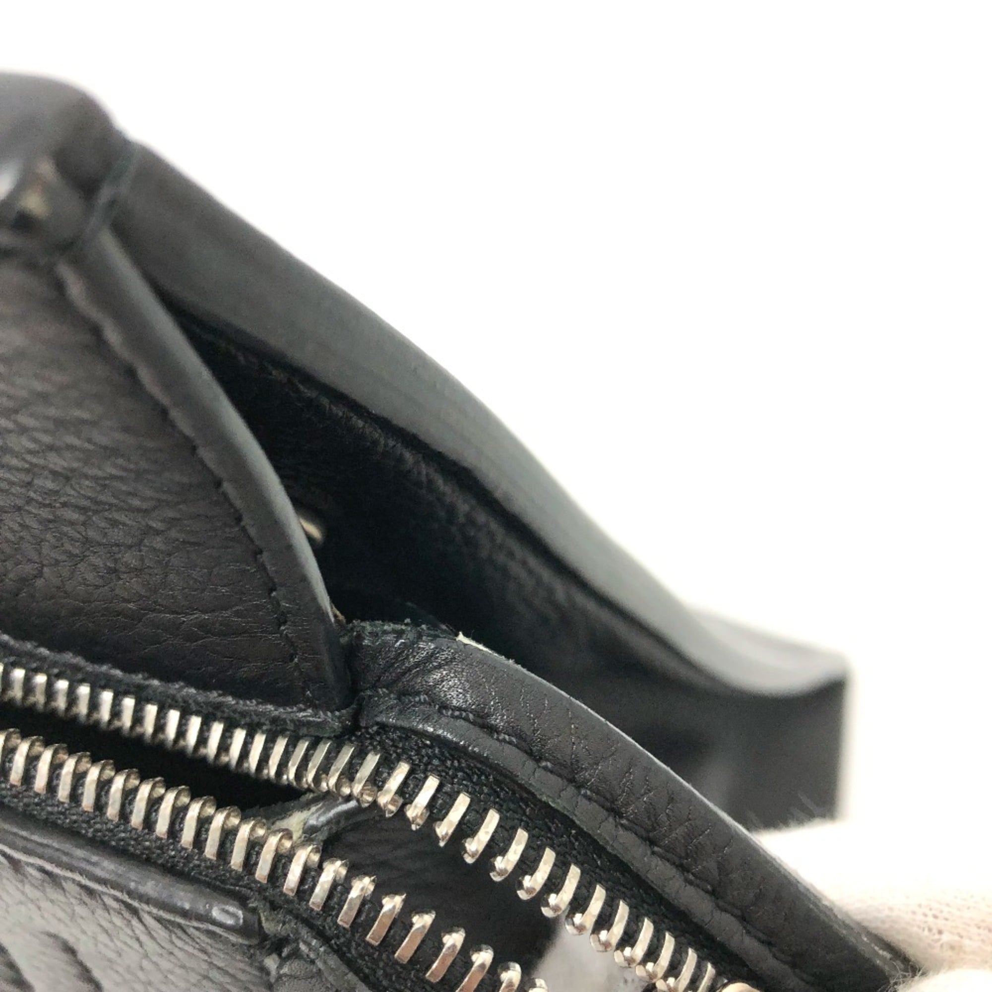 Celine Black Leather Shoulder Bag (Pre-Owned)