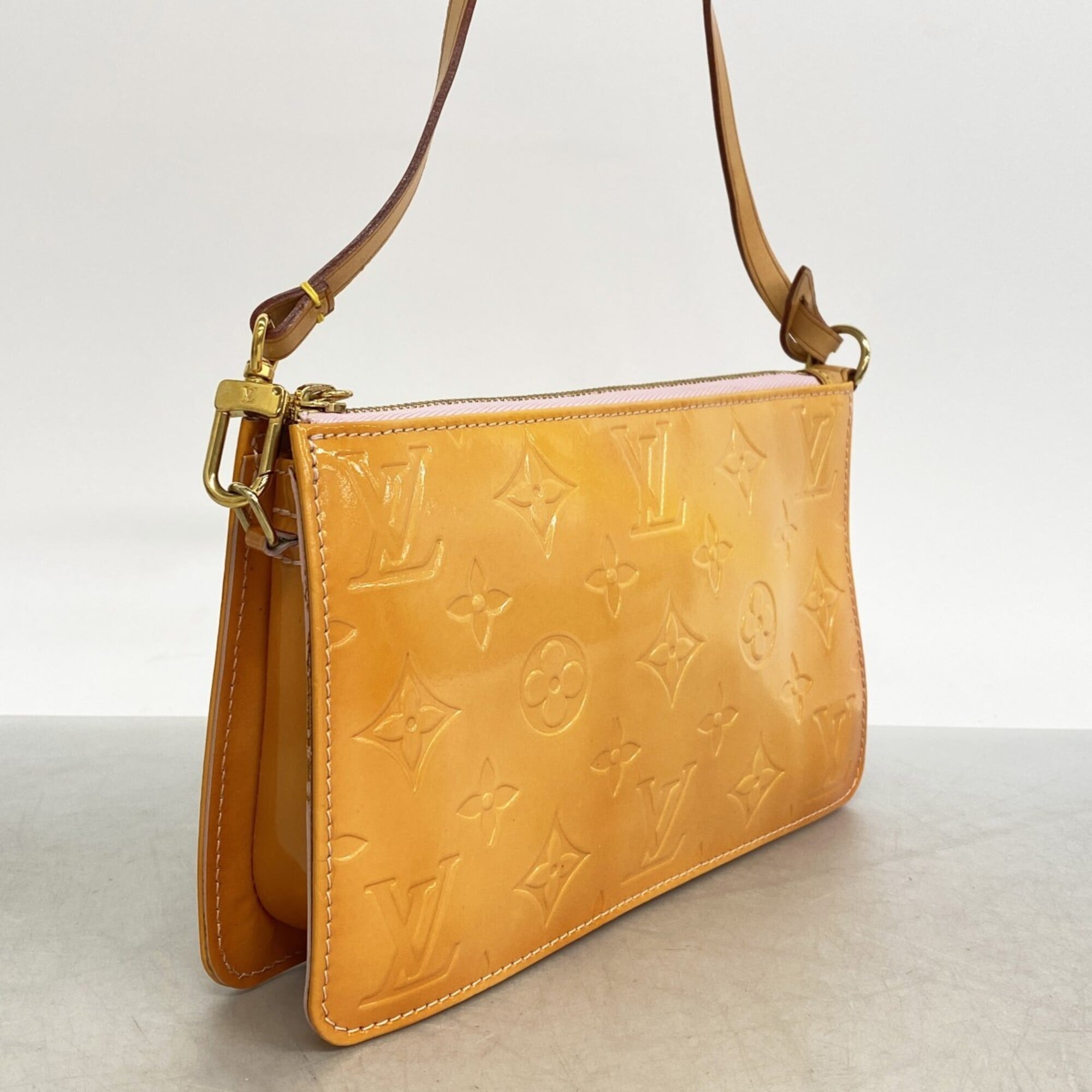 Louis Vuitton Pink Pouch (Pre-Owned)