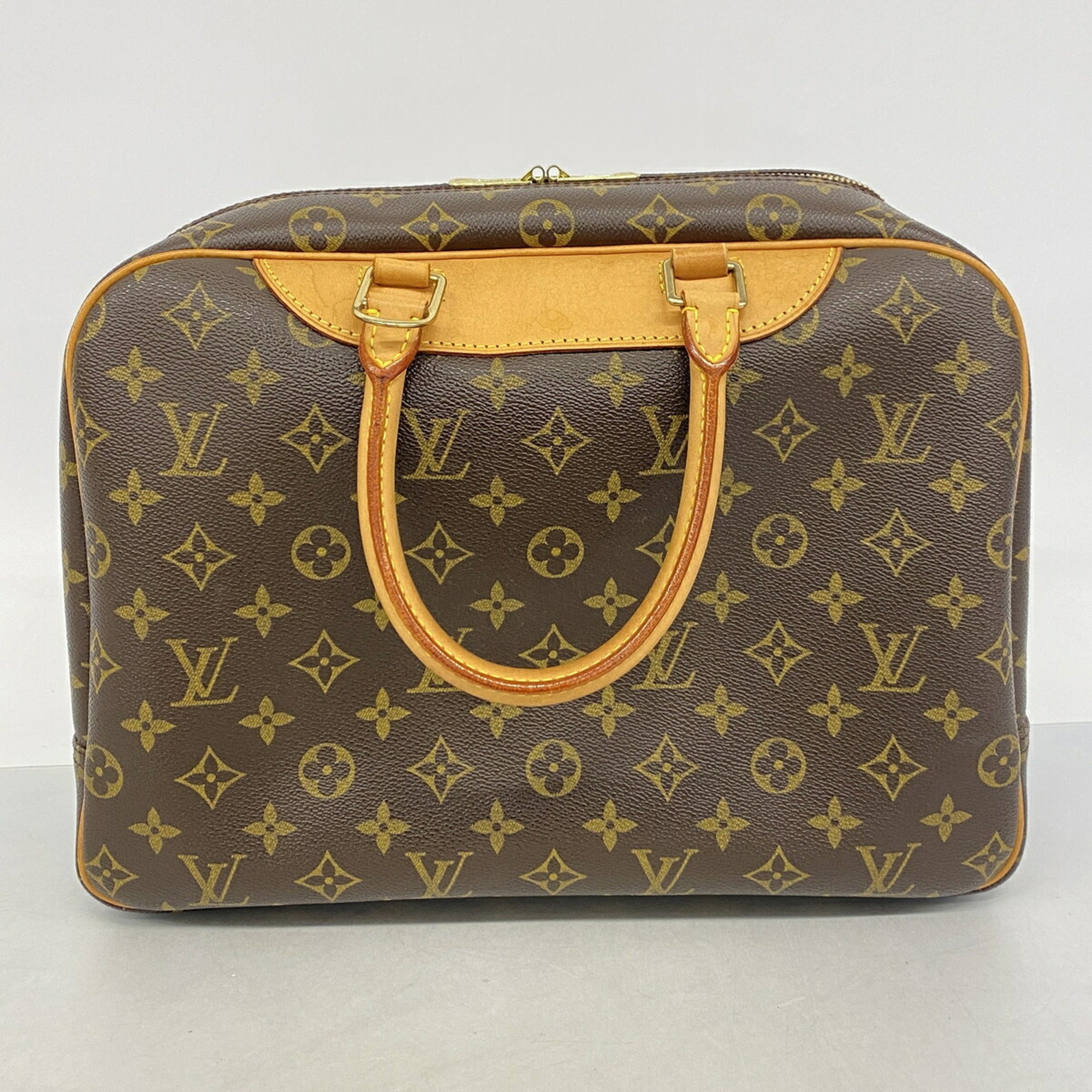 Louis Vuitton Brown Handbag (Pre-Owned)