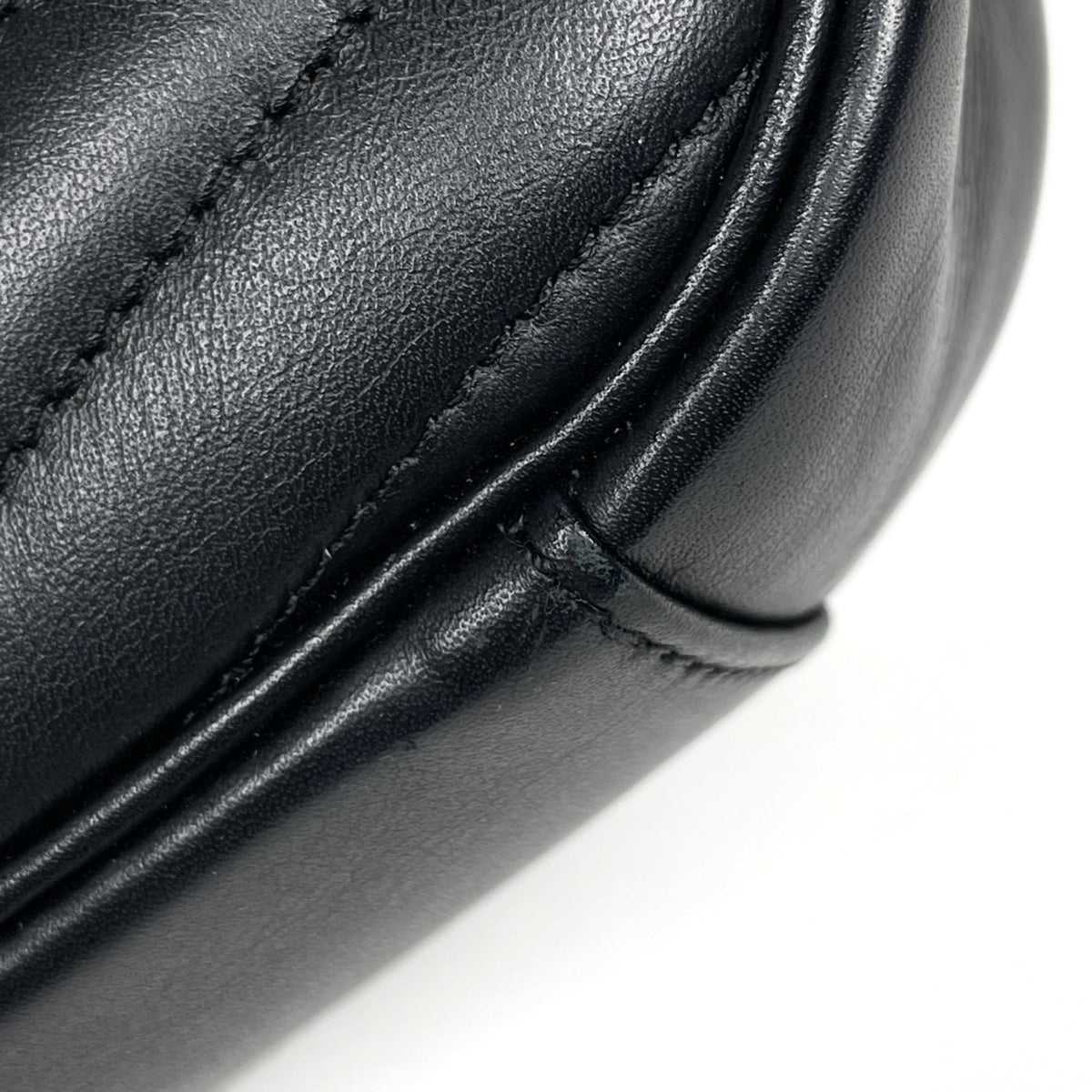 Louis Vuitton Black Noir Leather Shoulder Bag (Pre-Owned)