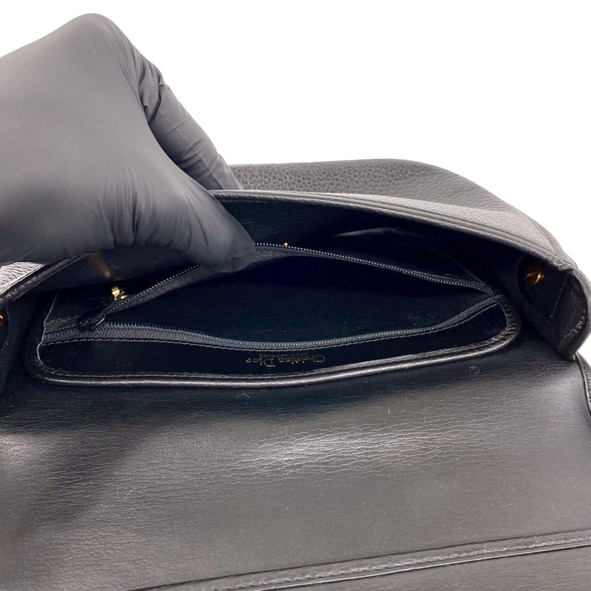 Christian Dior Black Leather Shoulder Bag (Pre-Owned)