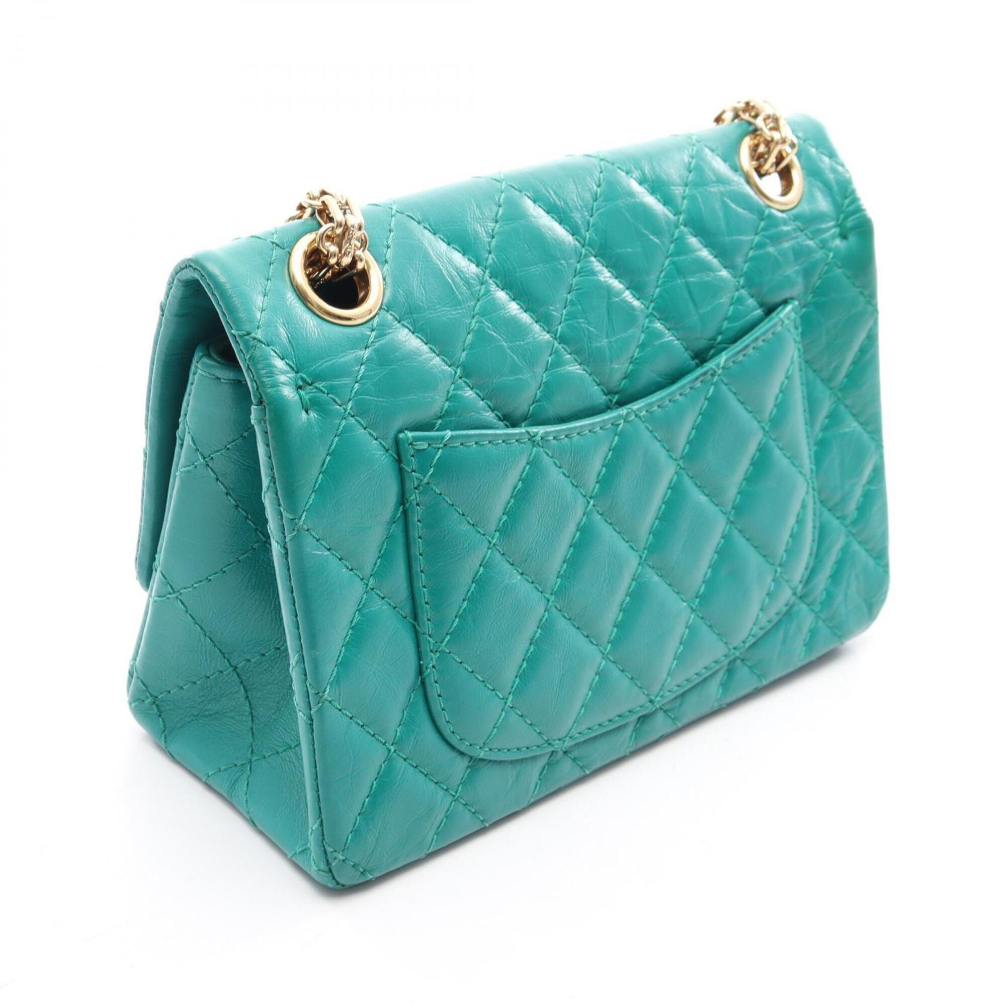 Chanel Green Leather Handbag Shoulder Bag (Pre-Owned)