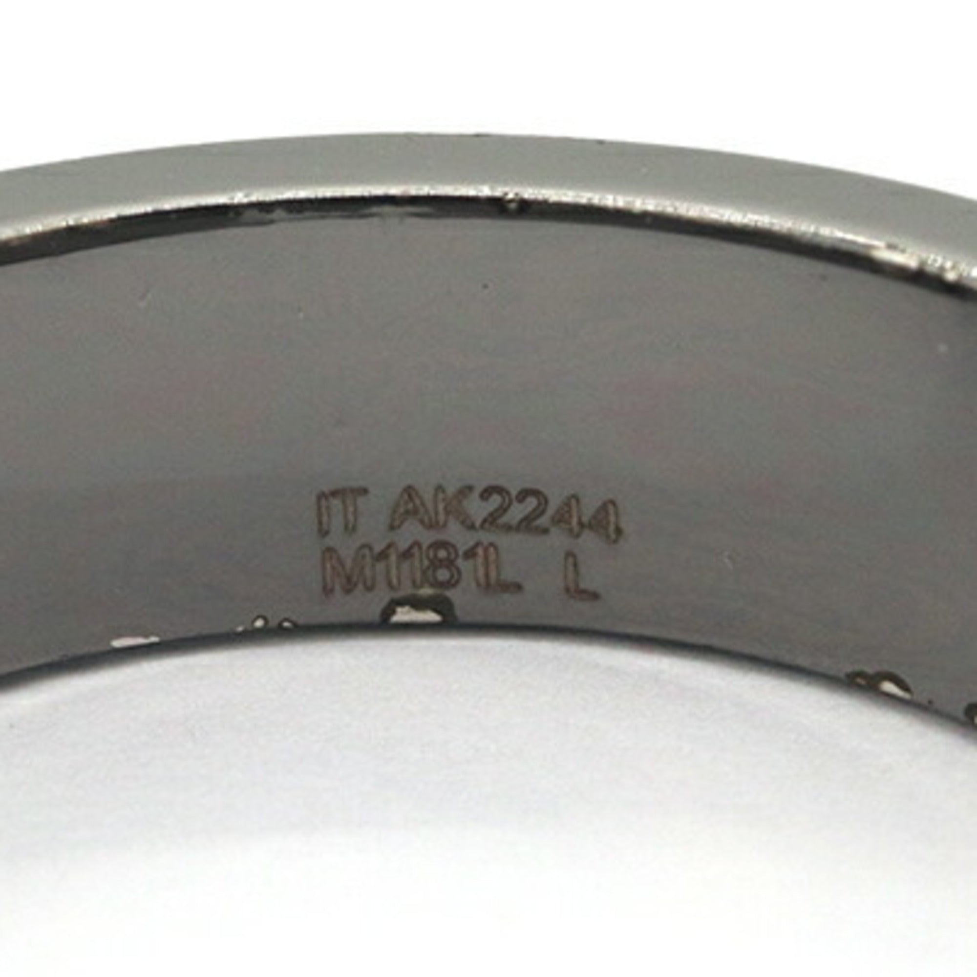 Louis Vuitton Silver Metal Ruthenium Band Ring (Pre-Owned)