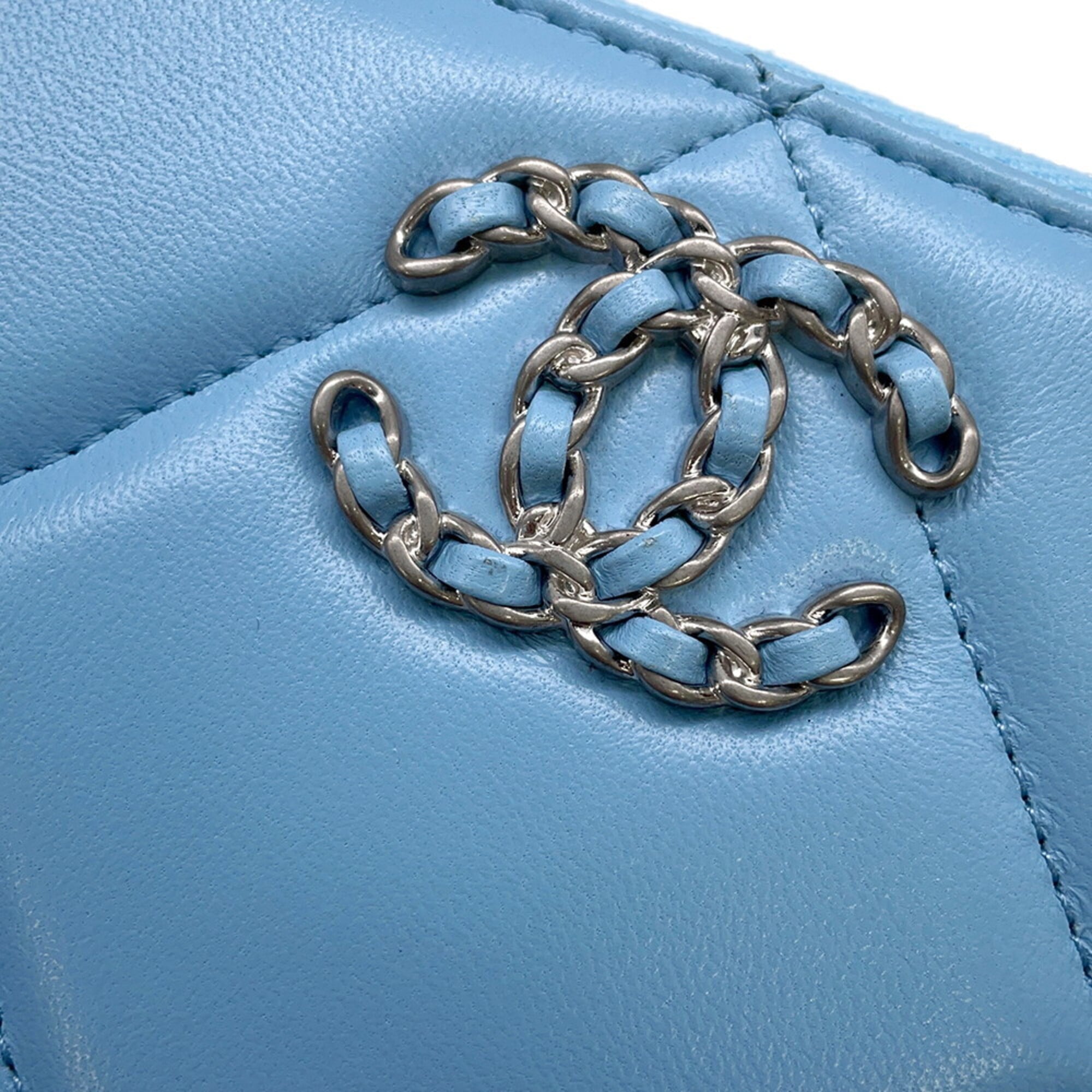 Chanel Light Blue Leather Long Wallet (Bi-Fold) (Pre-Owned)
