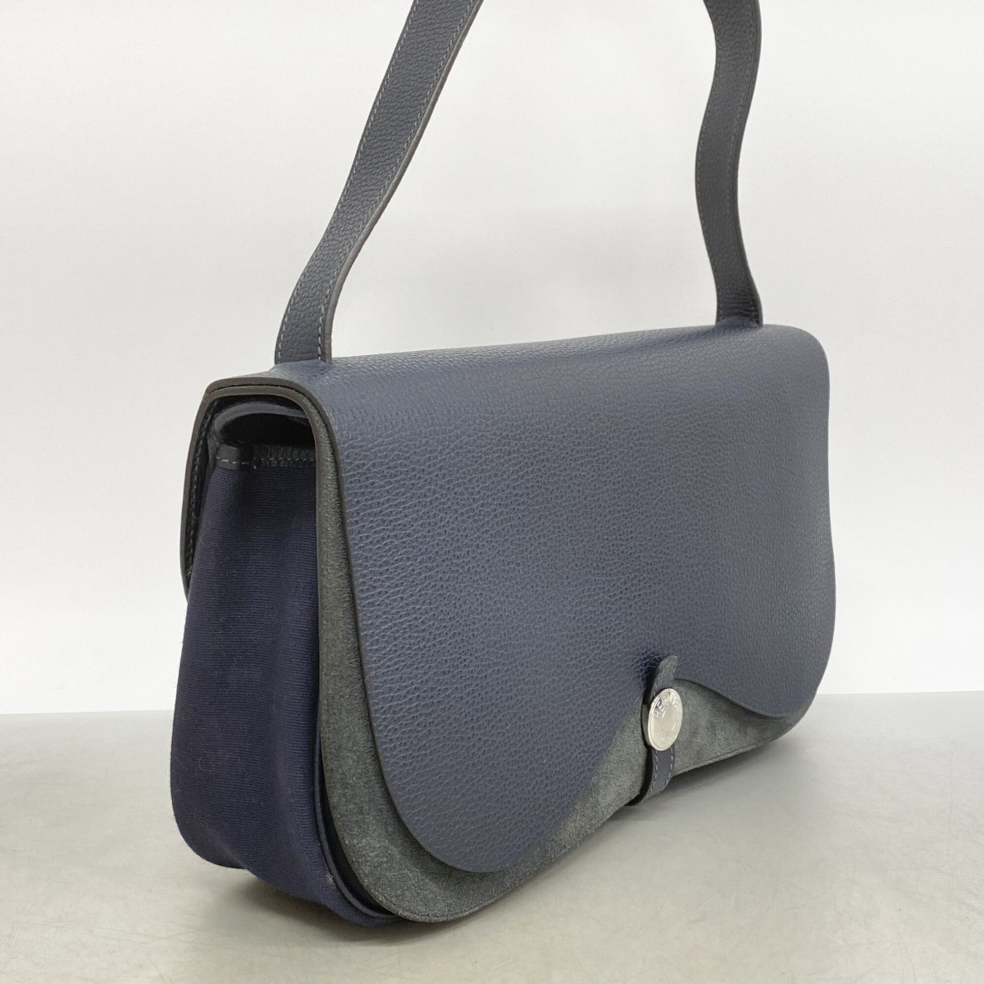 Hermes Navy Vache Liegee Leather Shoulder Bag (Pre-Owned)