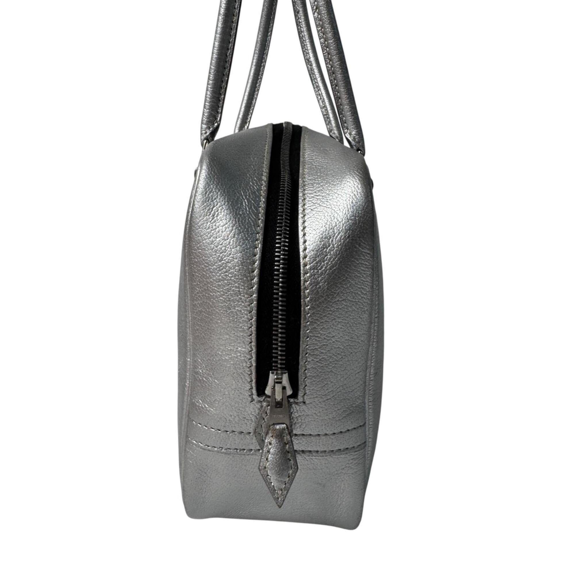 Hermes Silver Leather Handbag (Pre-Owned)