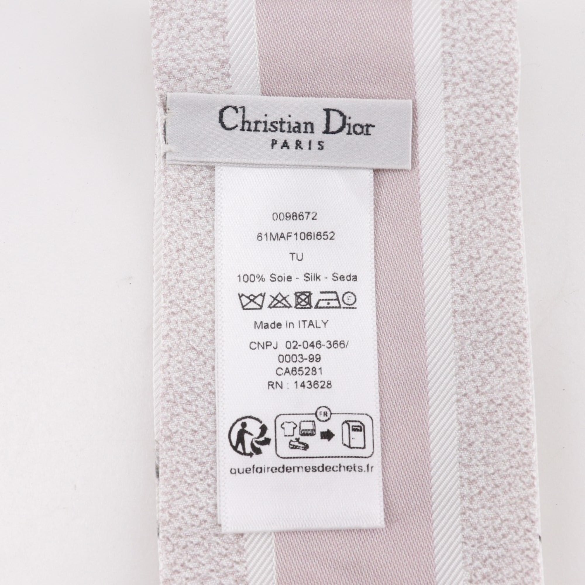 Christian Dior White Leather Handbag (Pre-Owned)