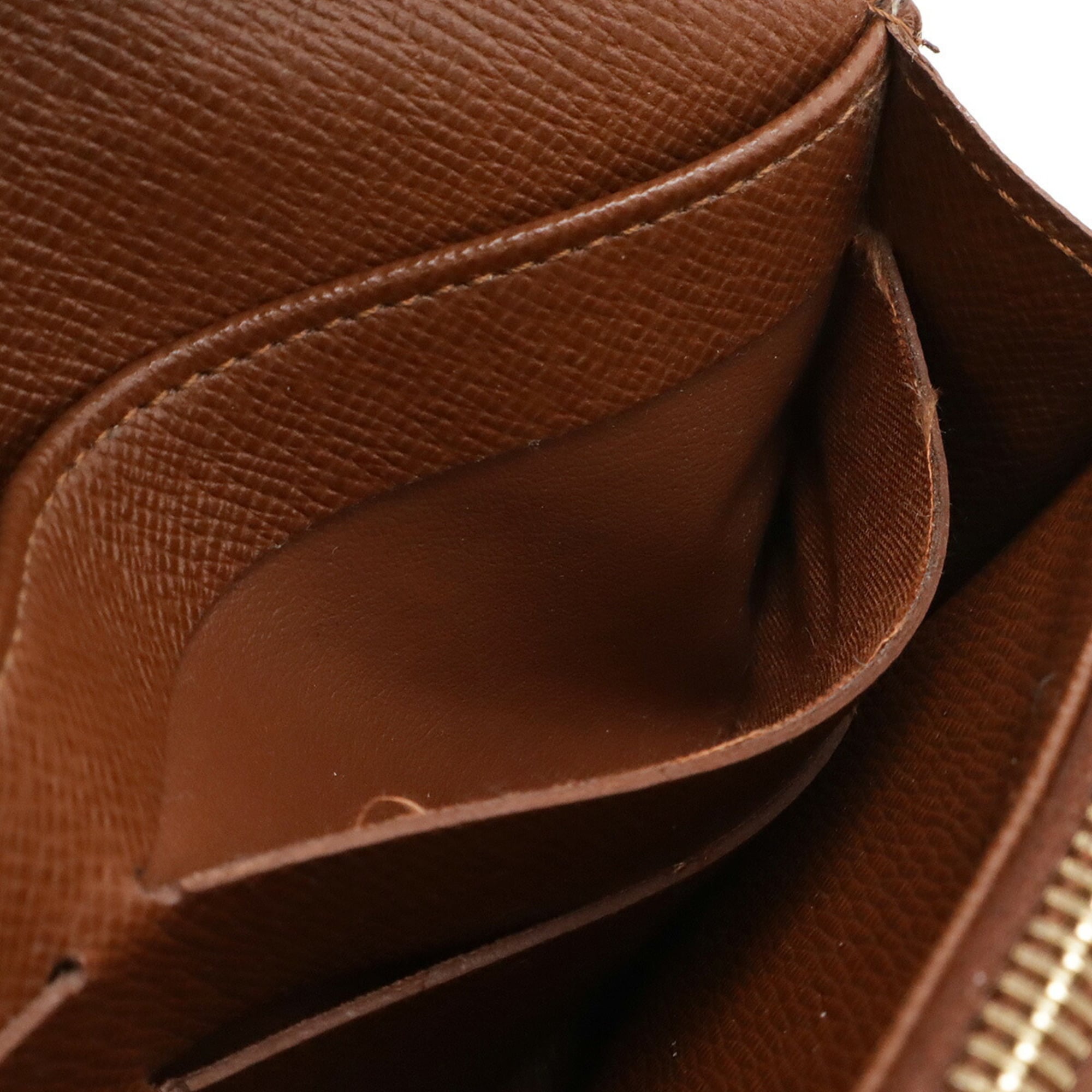 Louis Vuitton Monogram Brown Monogram Long Wallet (Bi-Fold) (Pre-Owned)