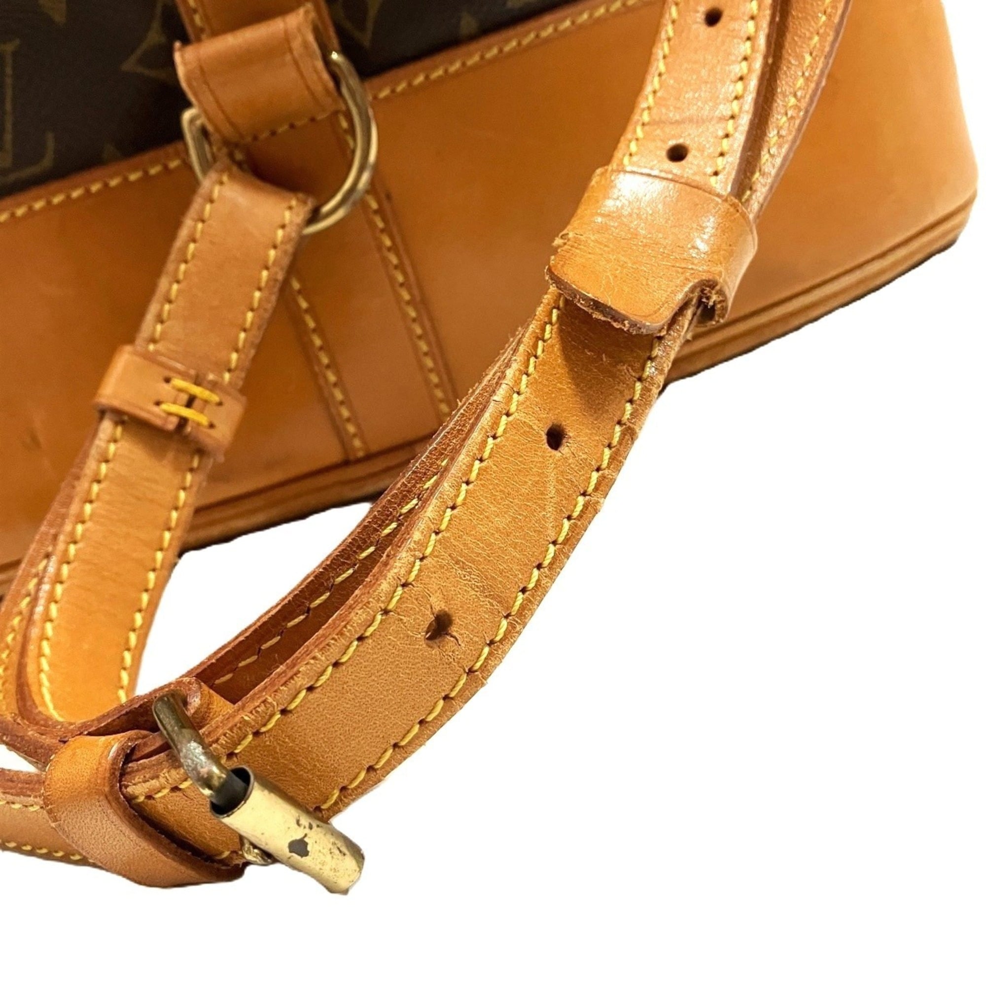 Louis Vuitton Brown Monogram Pouch Shoulder Bag (Pre-Owned)