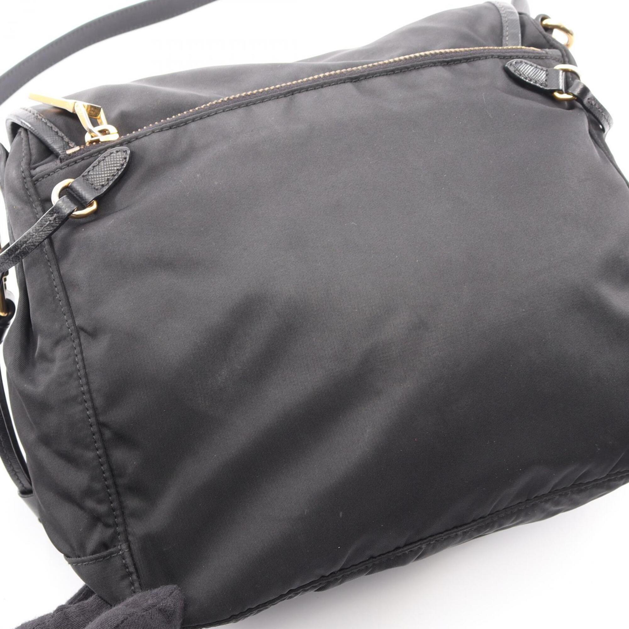 Prada Black Nylon Saffiano Shoulder Bag (Pre-Owned)