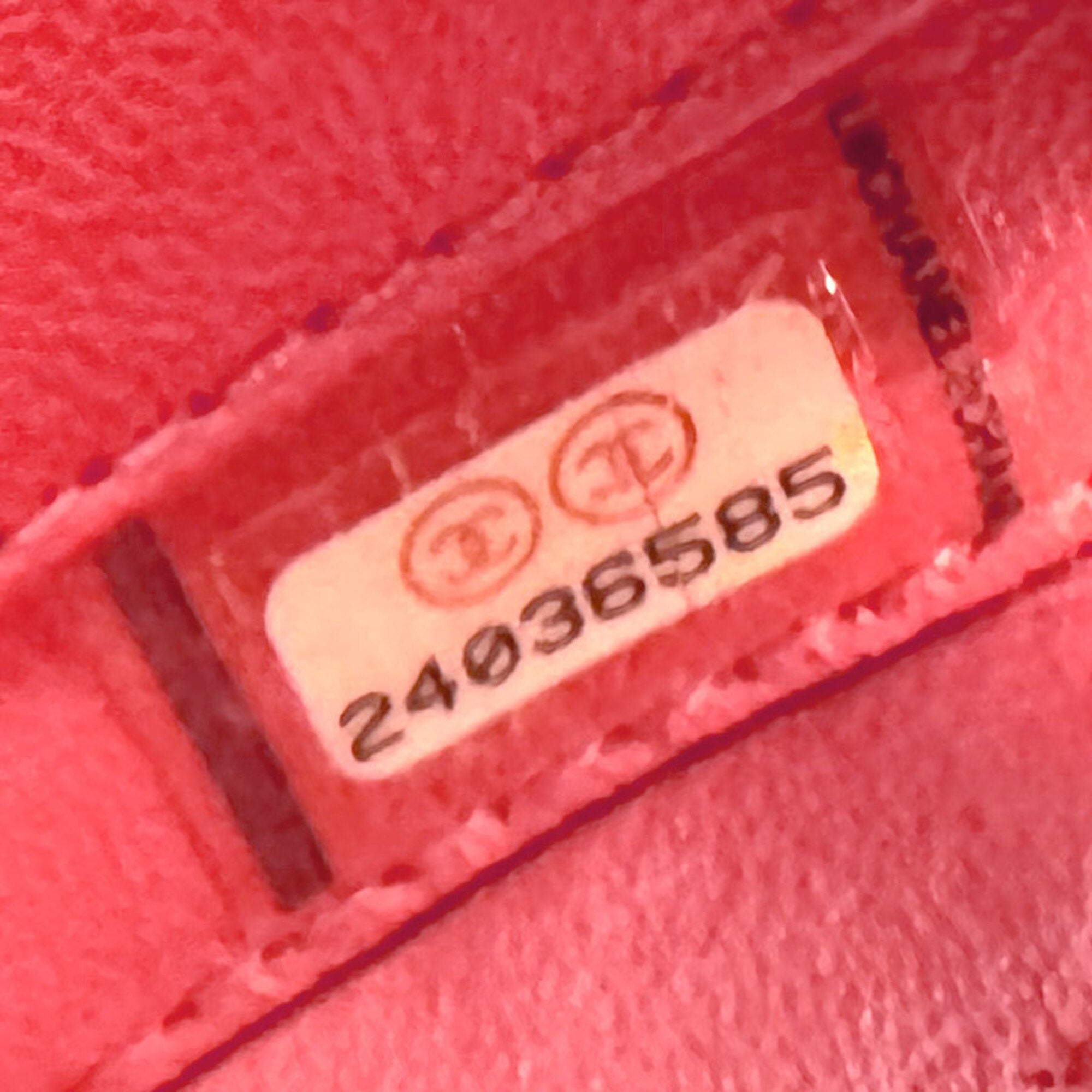 Chanel Pink Grained Calfskin Shoulder Bag (Pre-Owned)