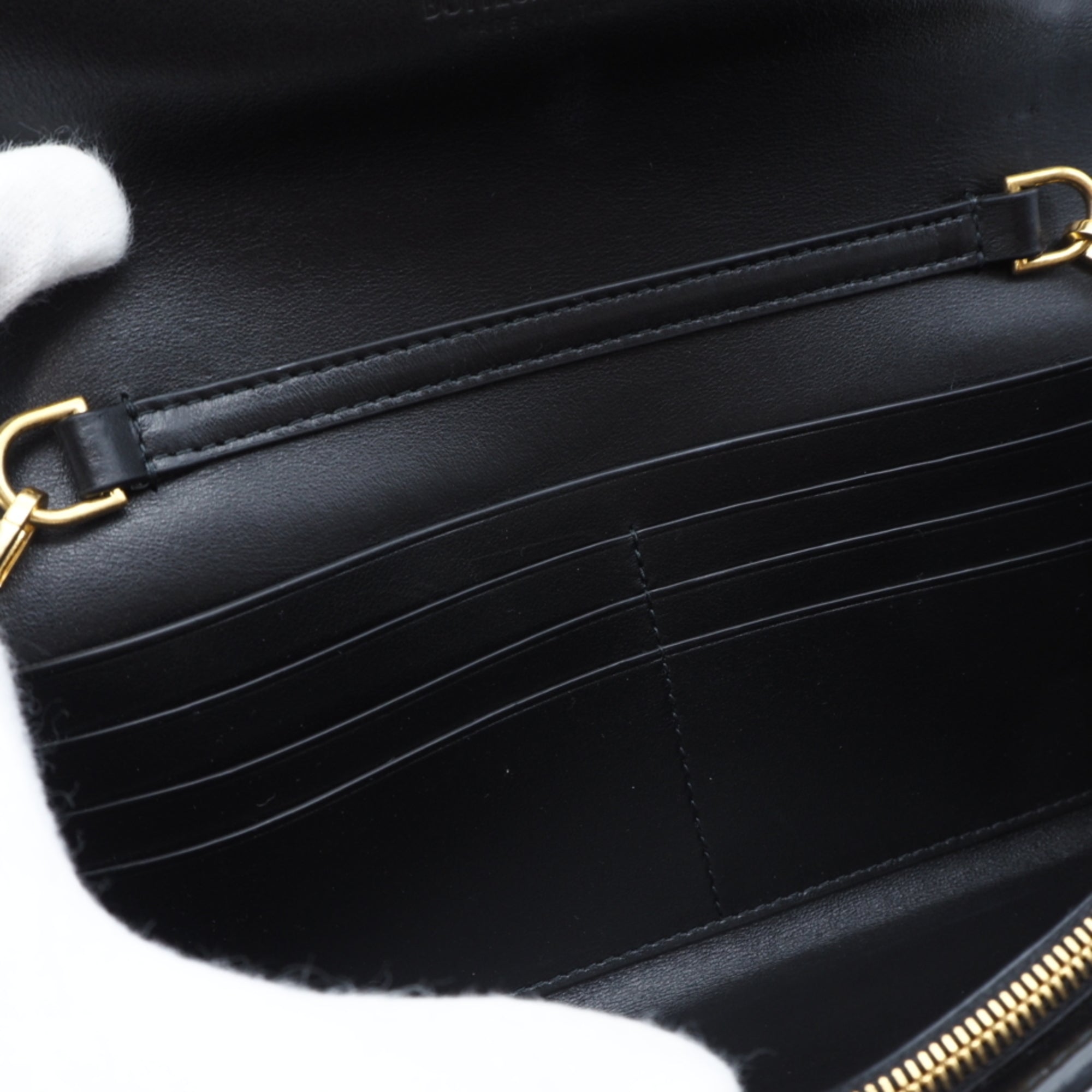 Bottega Veneta Black Leather Chain/Shoulder Wallet (Pre-Owned)