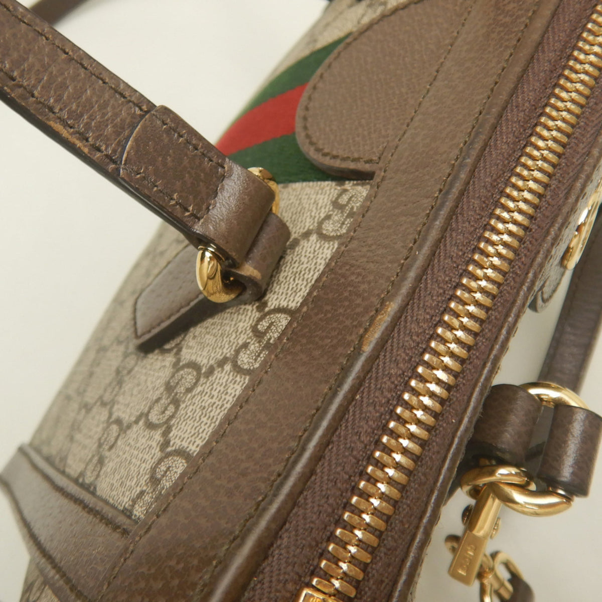 Gucci Beige Brown Gg Supreme Leather Handbag (Pre-Owned)