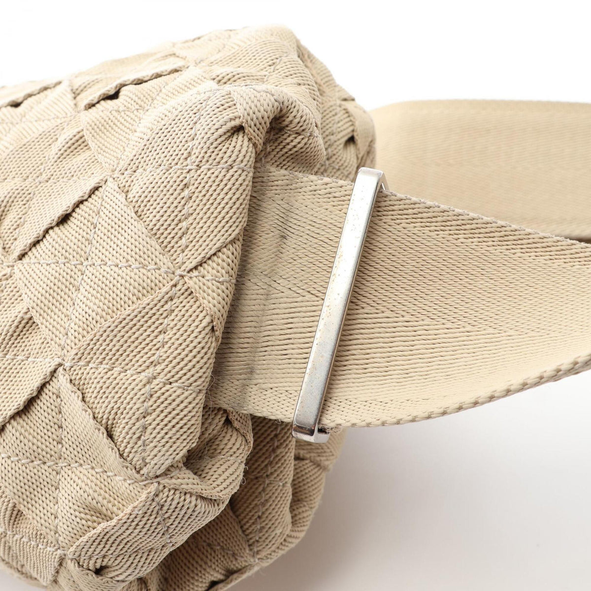 Bottega Veneta Beige Canvas Fanny Pack Handbag (Pre-Owned)