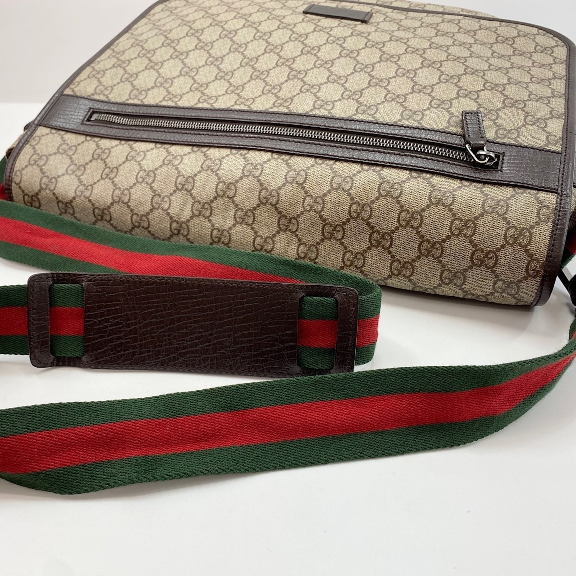 Gucci Brown Shoulder Bag (Pre-Owned)