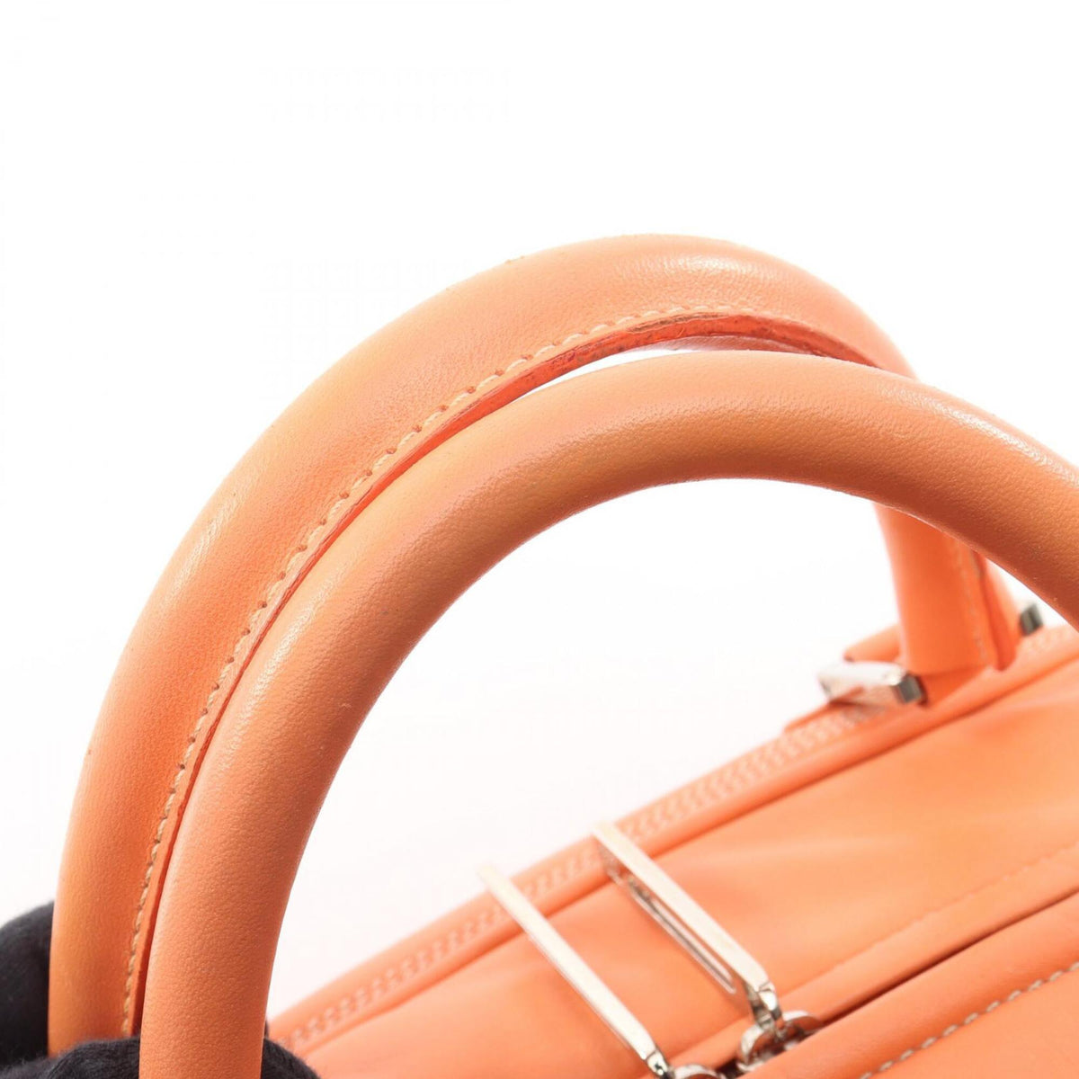 Loewe Orange Leather Handbag (Pre-Owned)