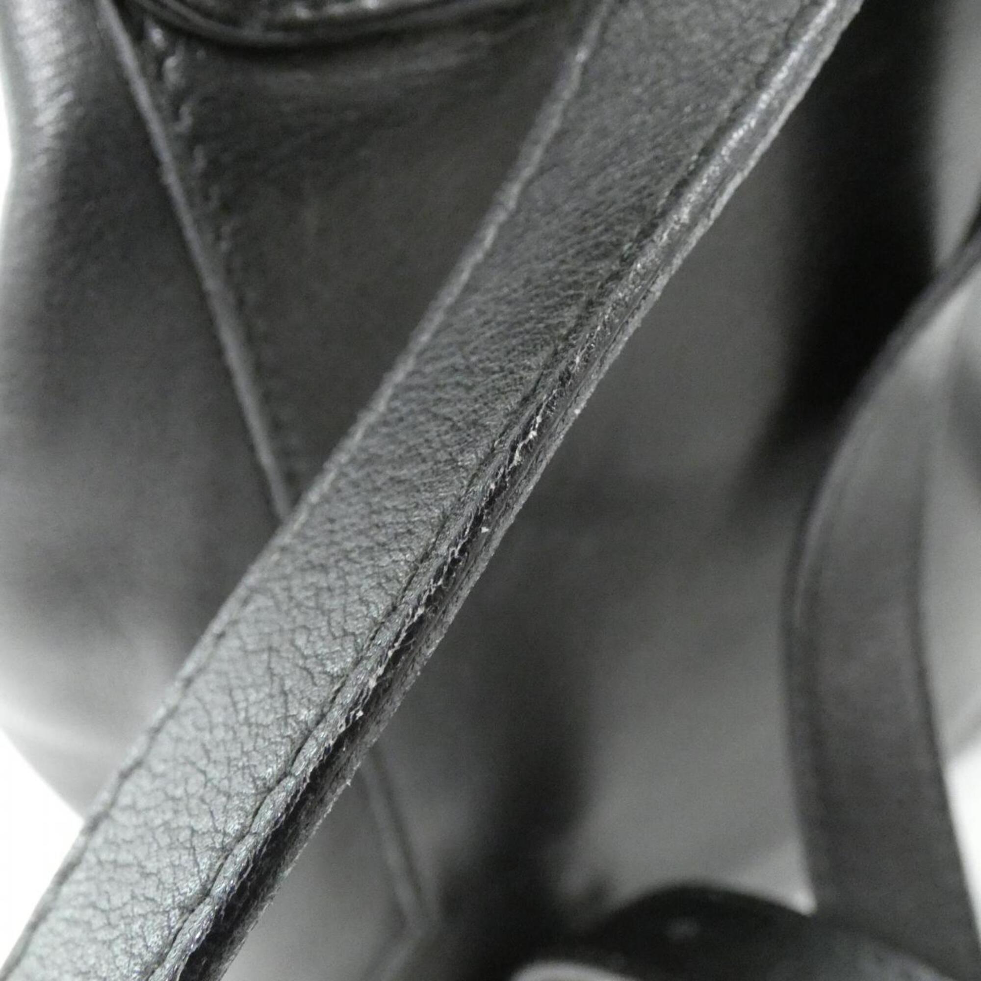 Gucci Black Leather Backpack (Pre-Owned)