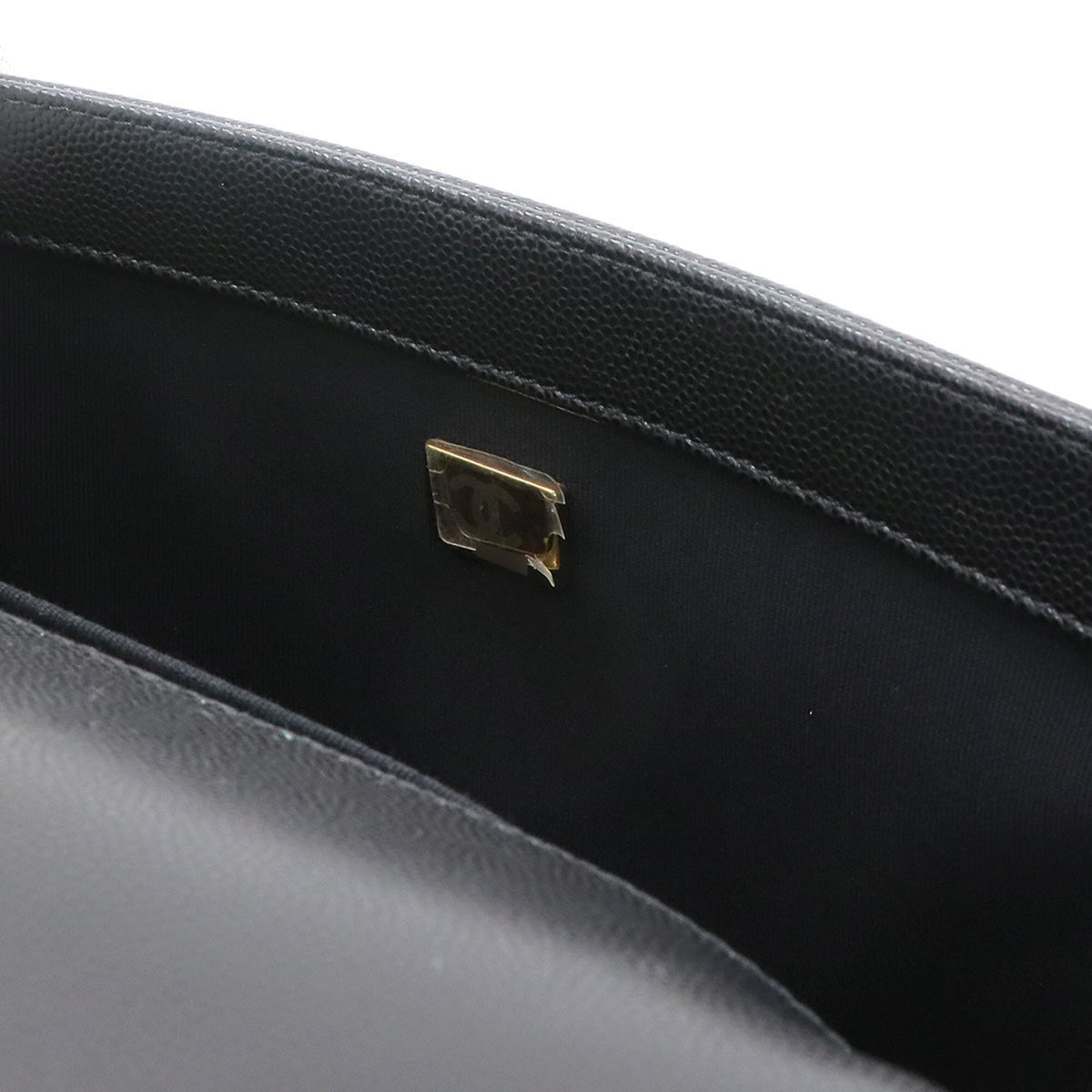 Chanel Black Grained Calfskin Handbag Shoulder Bag (Pre-Owned)