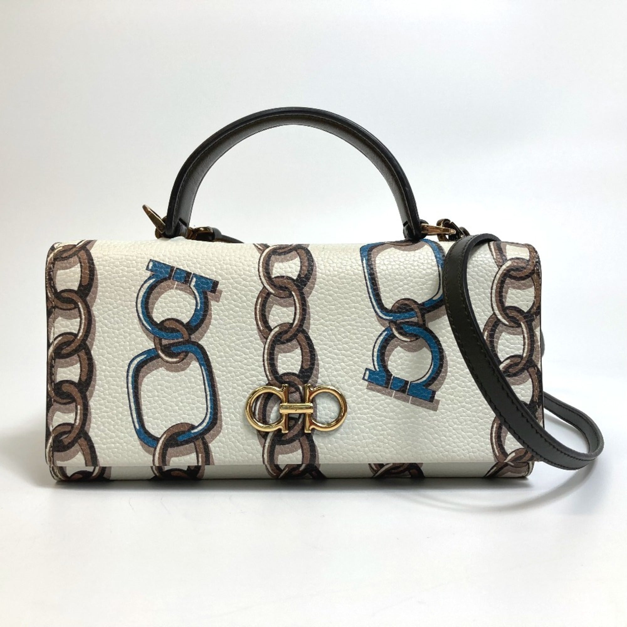 Salvatore Ferragamo White Leather Handbag (Pre-Owned)