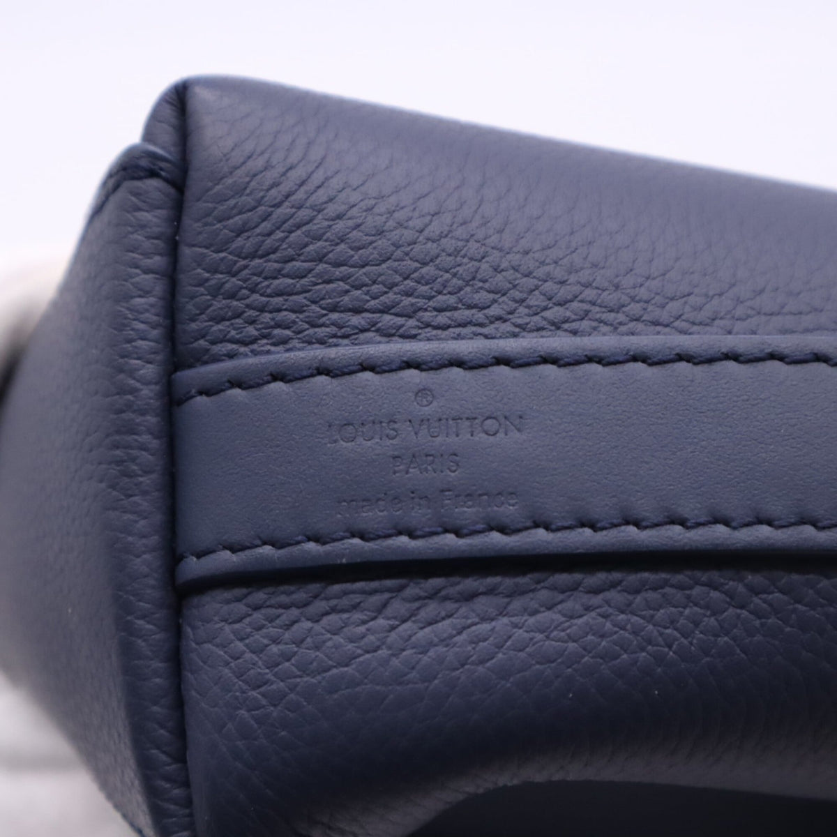Louis Vuitton Navy Briefcase Handbag (Pre-Owned)