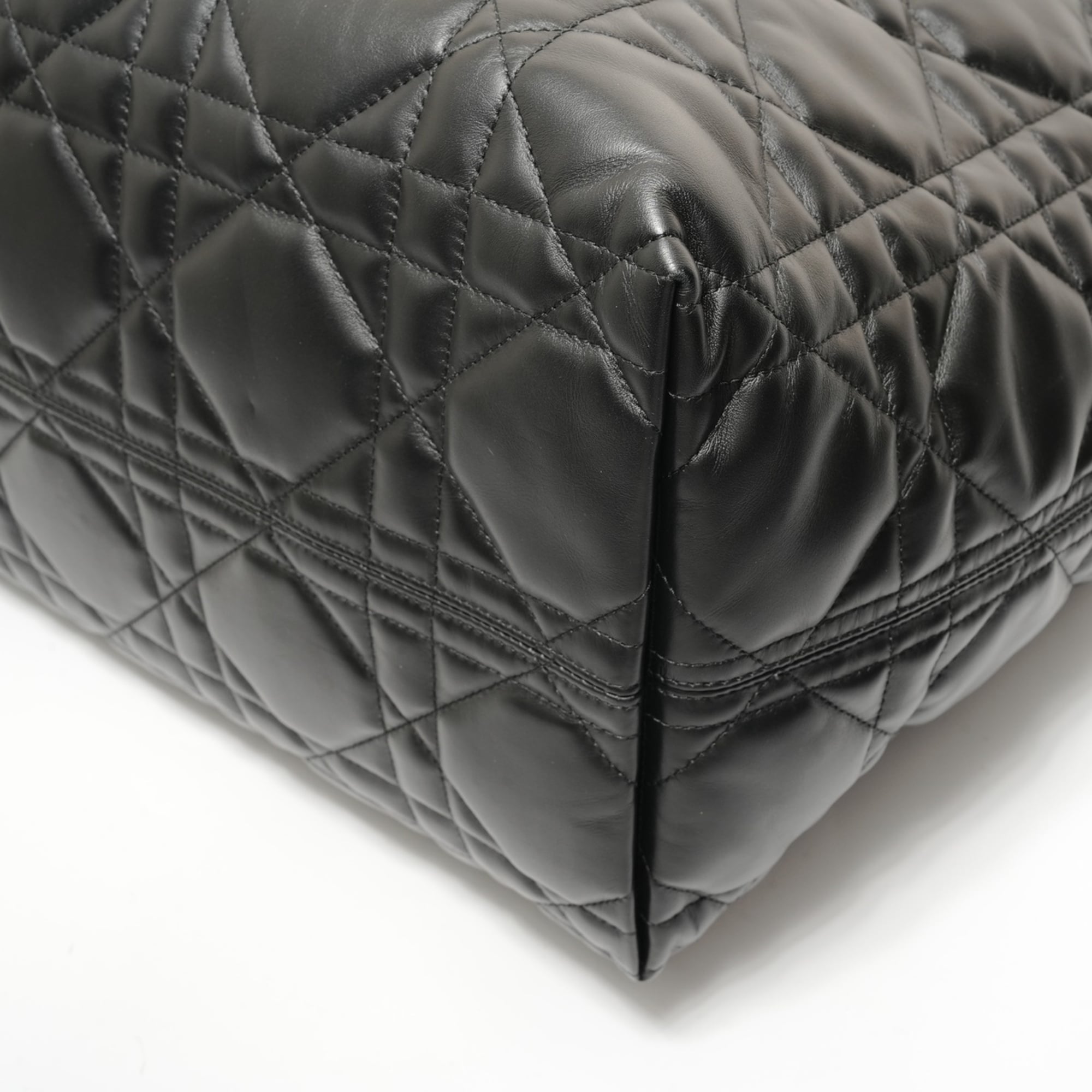 Christian Dior Black Leather Tote Bag (Pre-Owned)