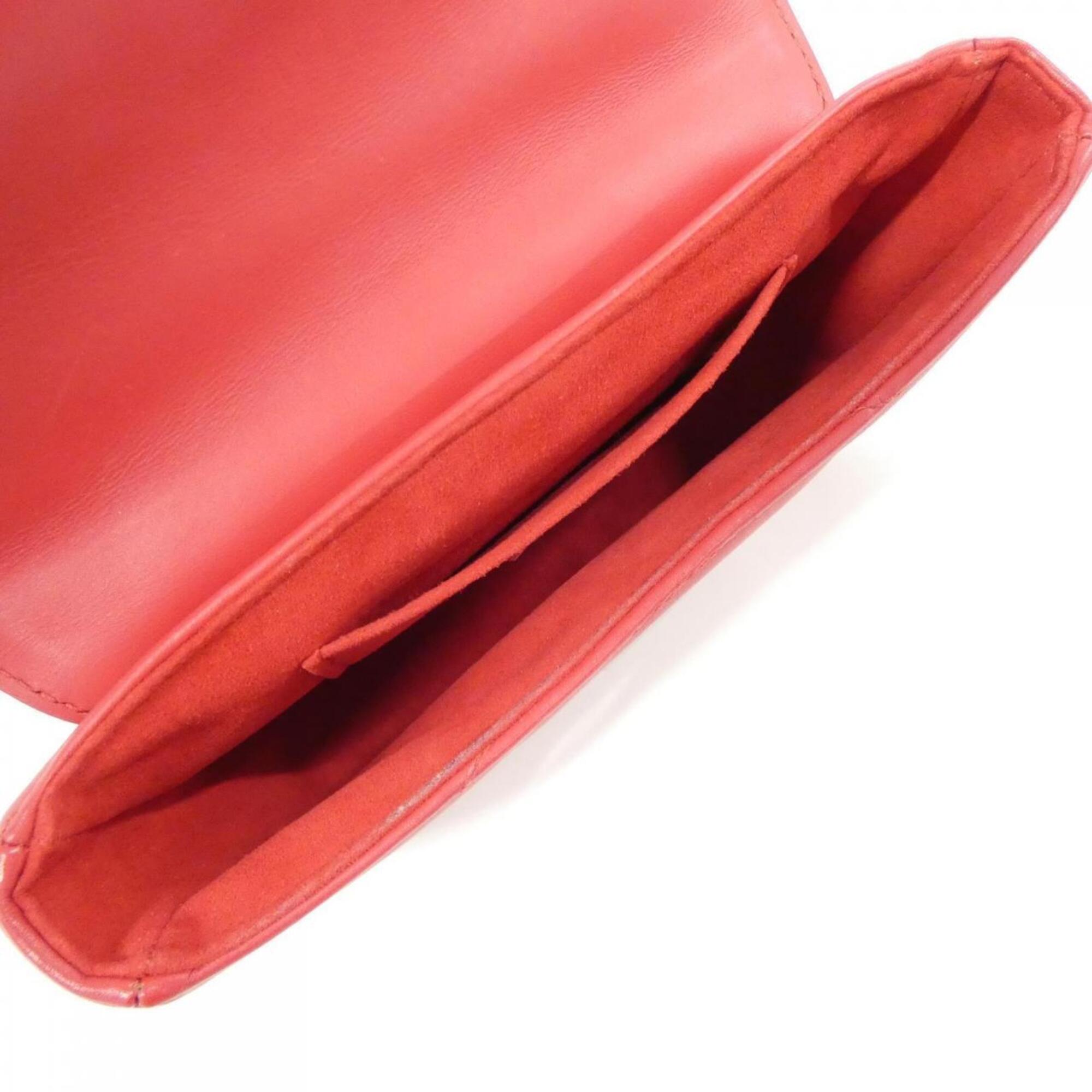 Louis Vuitton Rouge Leather Shoulder Bag (Pre-Owned)