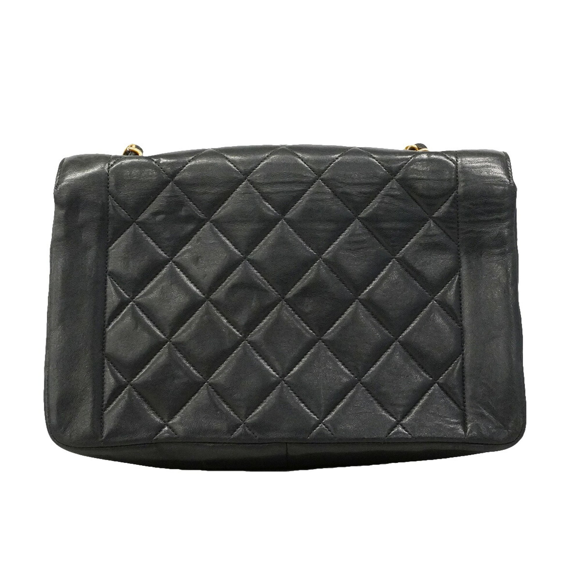 Chanel Black Leather Shoulder Bag (Pre-Owned)
