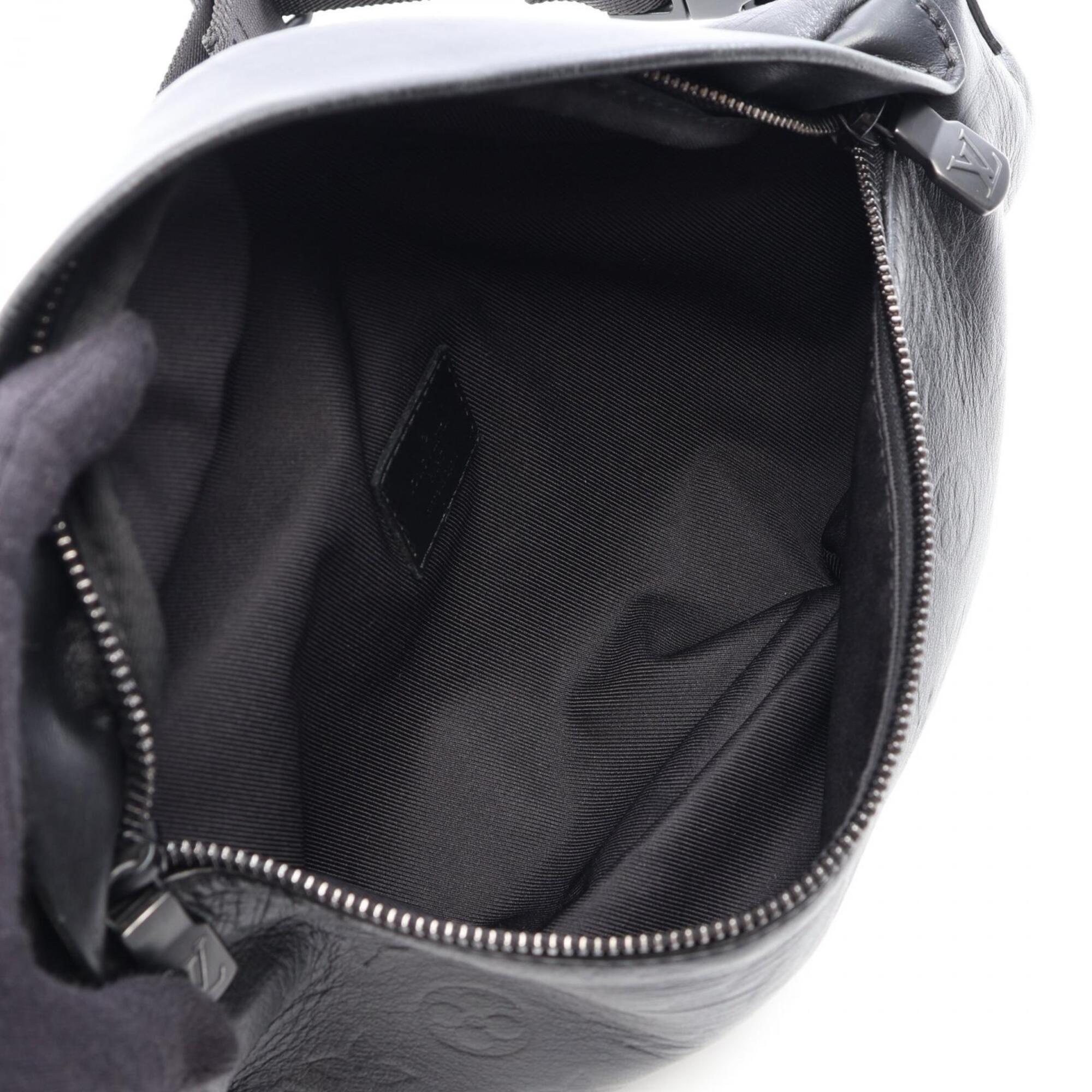 Louis Vuitton Black Noir Monogram Shadow Fanny Pack Handbag (Pre-Owned)