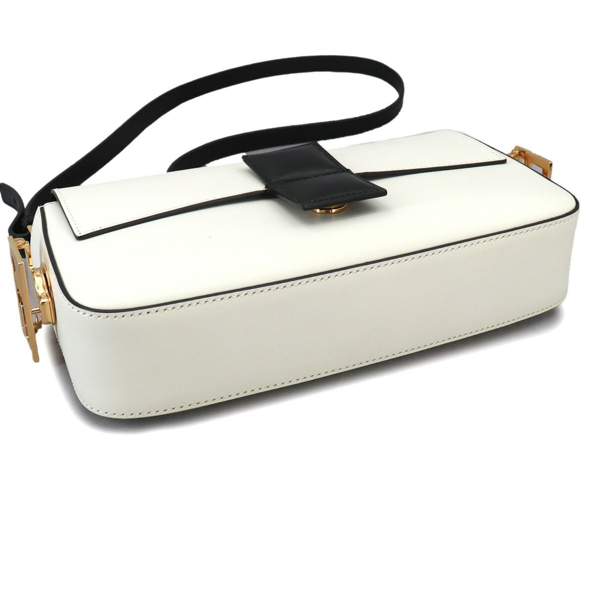 Fendi Black White Leather Handbag (Pre-Owned)