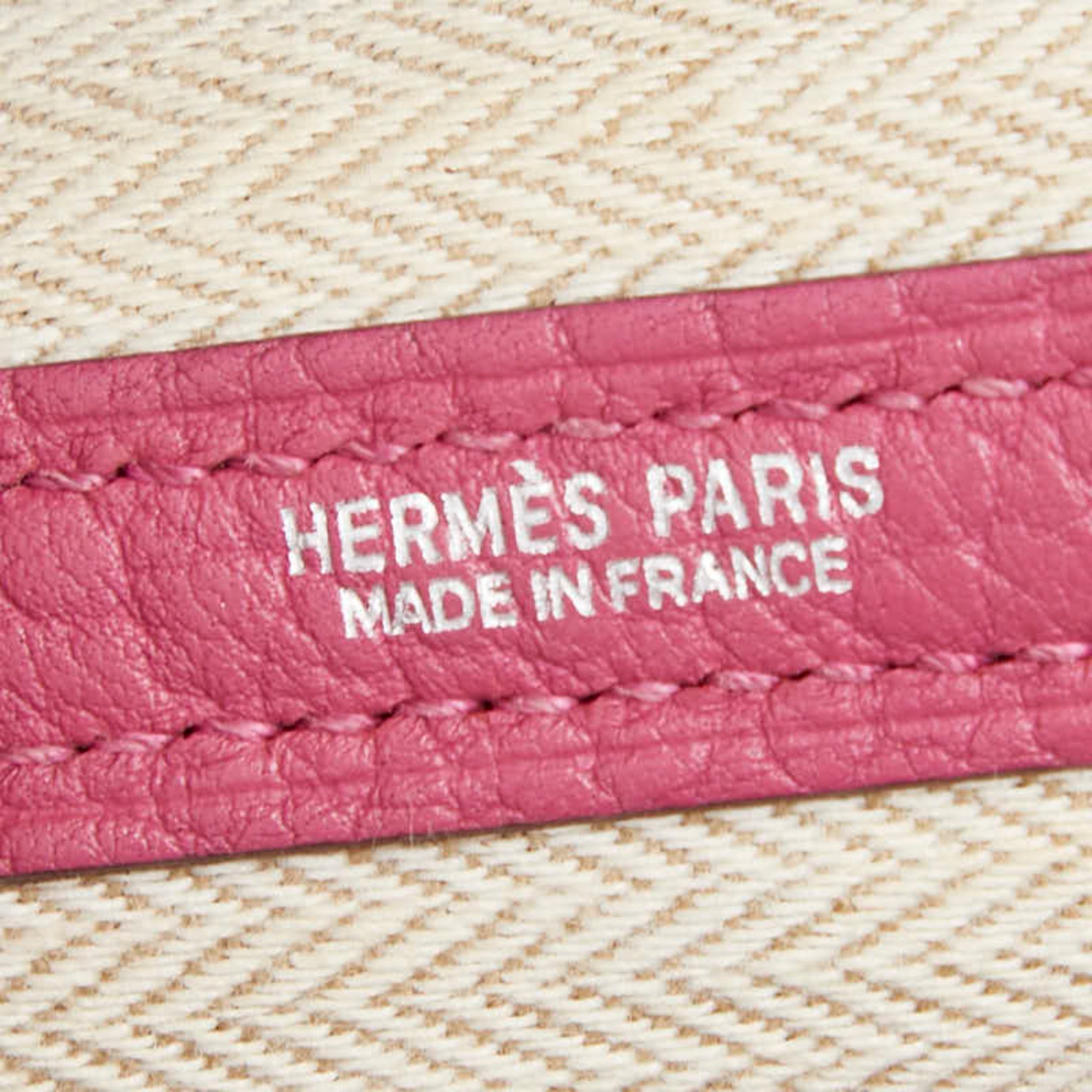 Hermes Pink Negonda Leather Handbag (Pre-Owned)