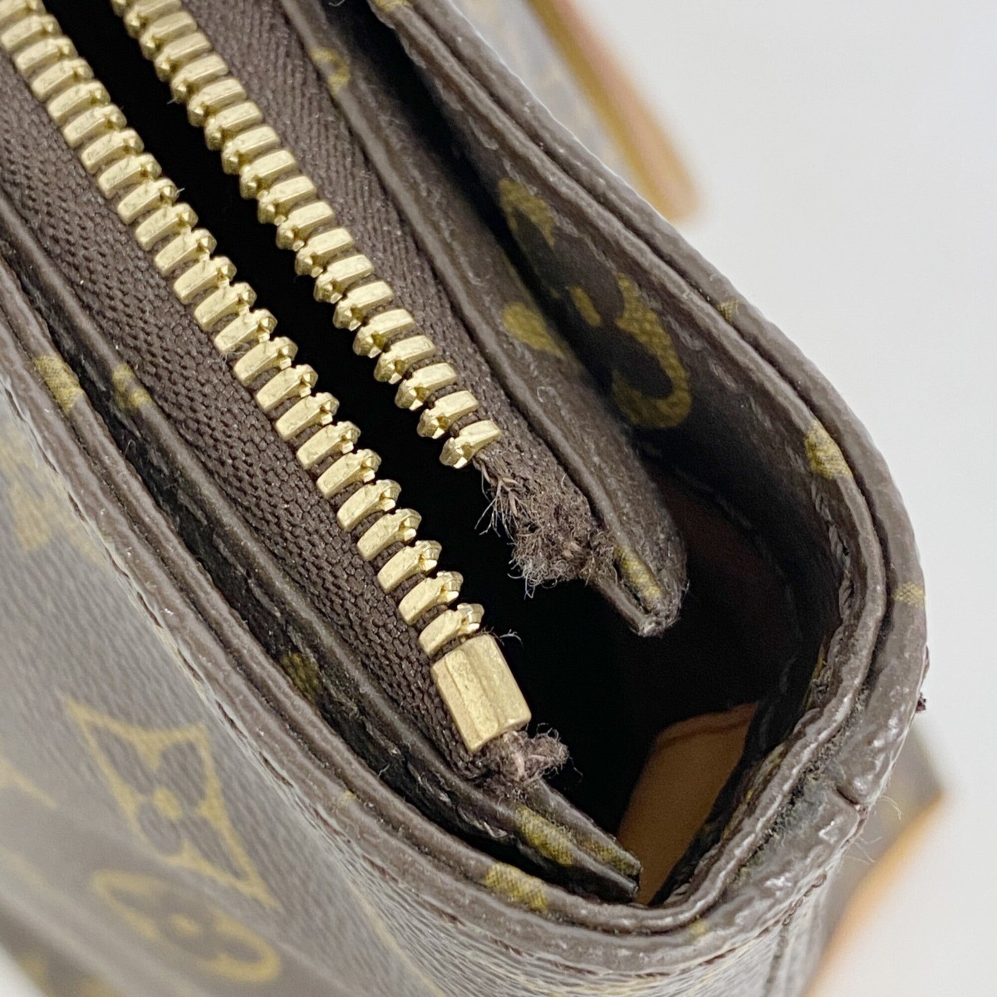 Louis Vuitton Brown Tote Bag (Pre-Owned)