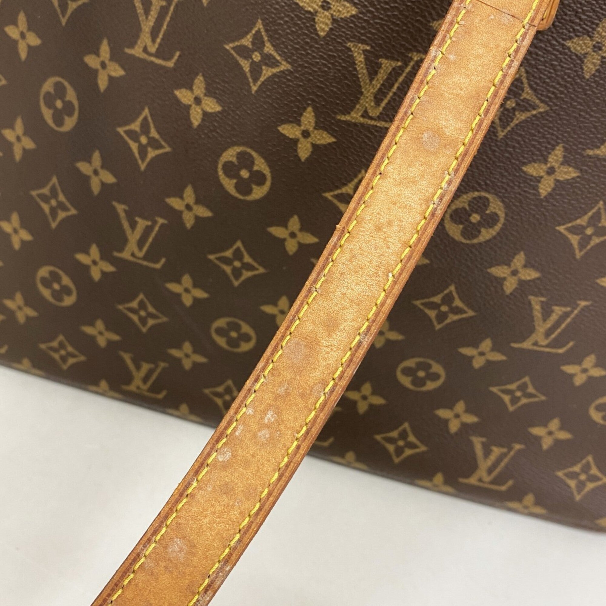 Louis Vuitton Brown Tote Bag (Pre-Owned)