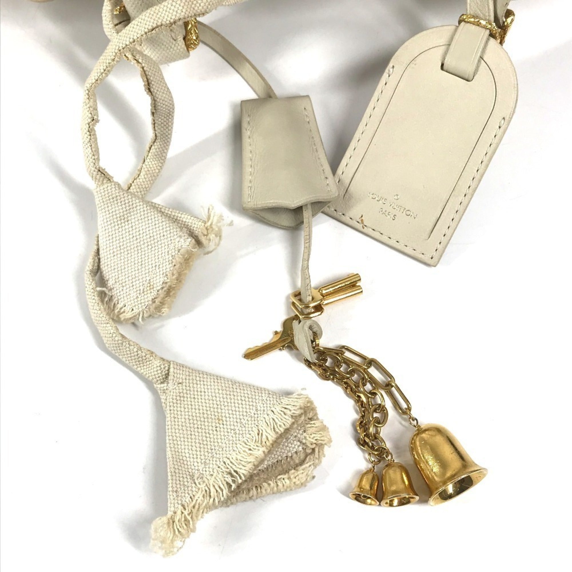 Louis Vuitton White Canvas Boston Bag Handbag Shoulder Bag (Pre-Owned)