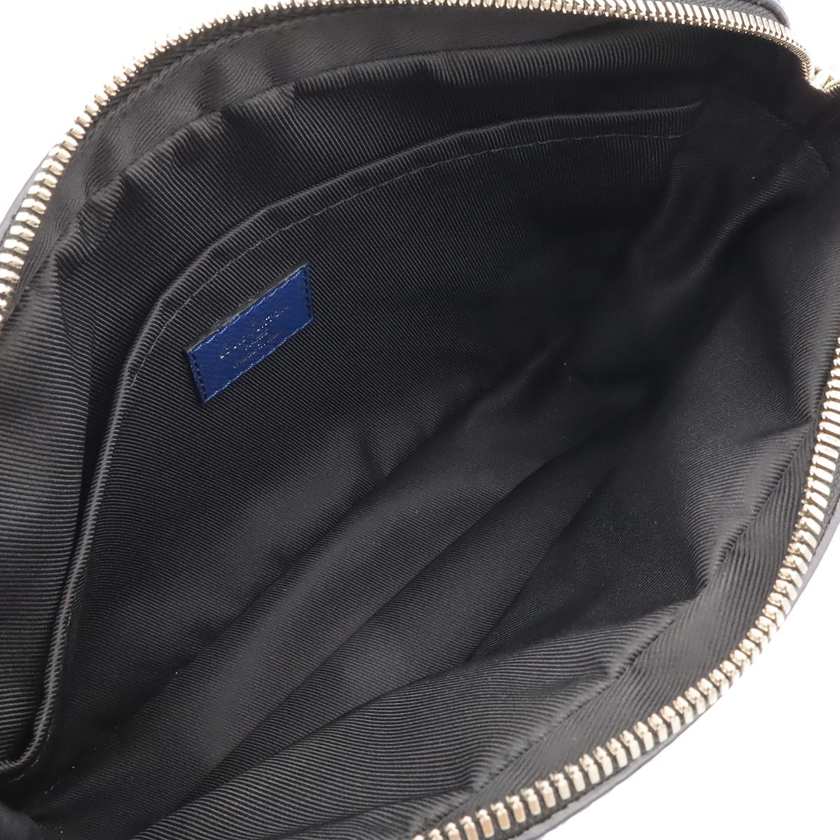 Louis Vuitton Taigarama Cobalt Monogram Taiga Leather Shoulder Bag (Pre-Owned)