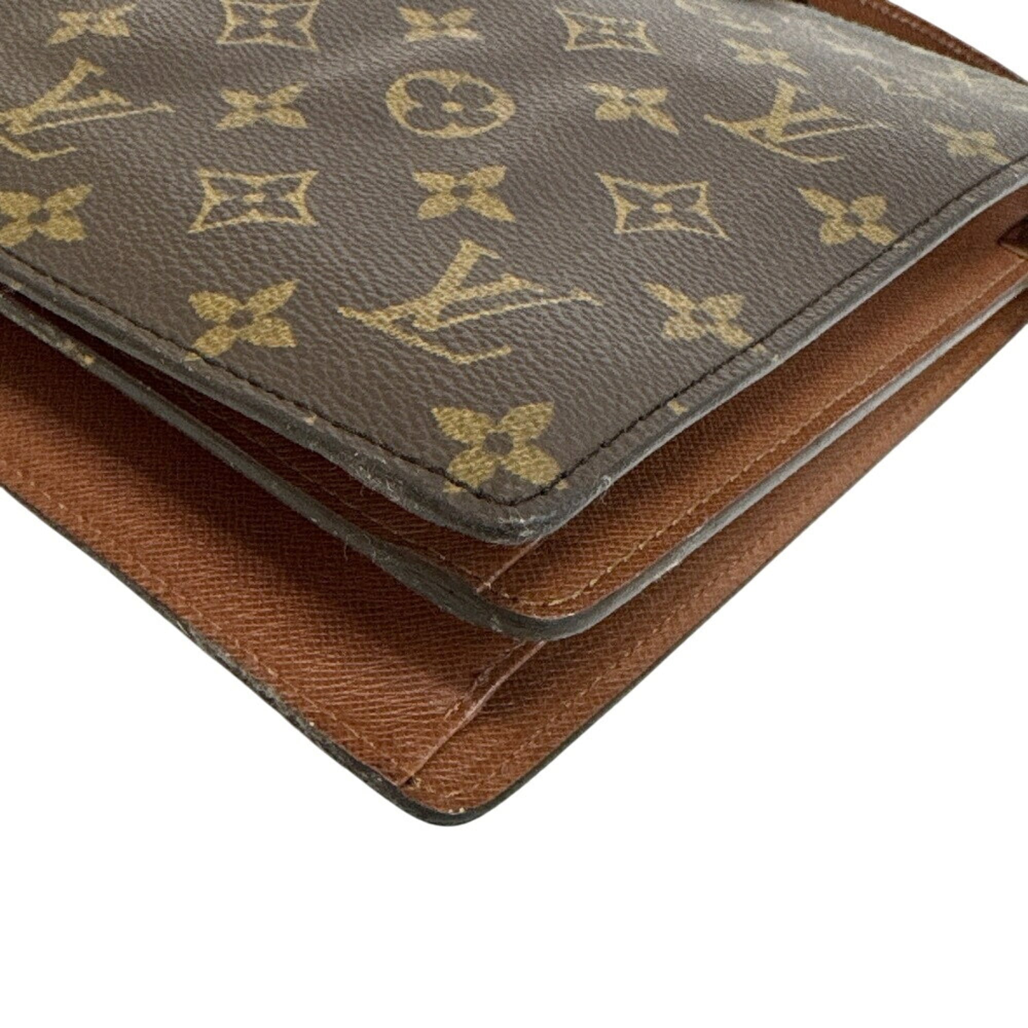 Louis Vuitton Brown Leather Shoulder Bag (Pre-Owned)