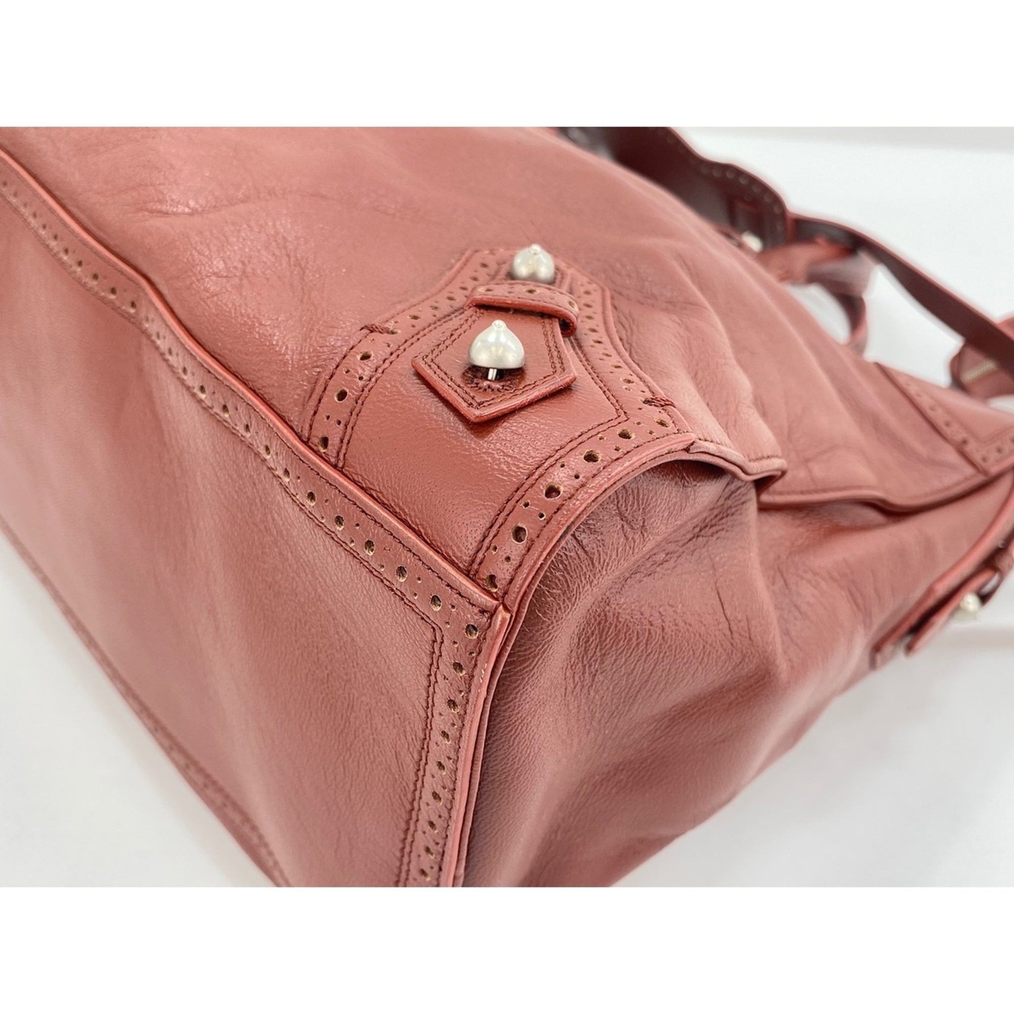 Balenciaga Red Color Shoulder Bag (Pre-Owned)