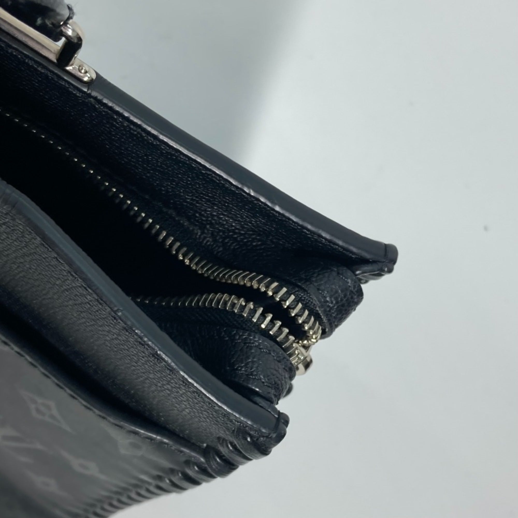 Louis Vuitton Black Monogram Noir Monogram Handbag Tote Bag (Pre-Owned)